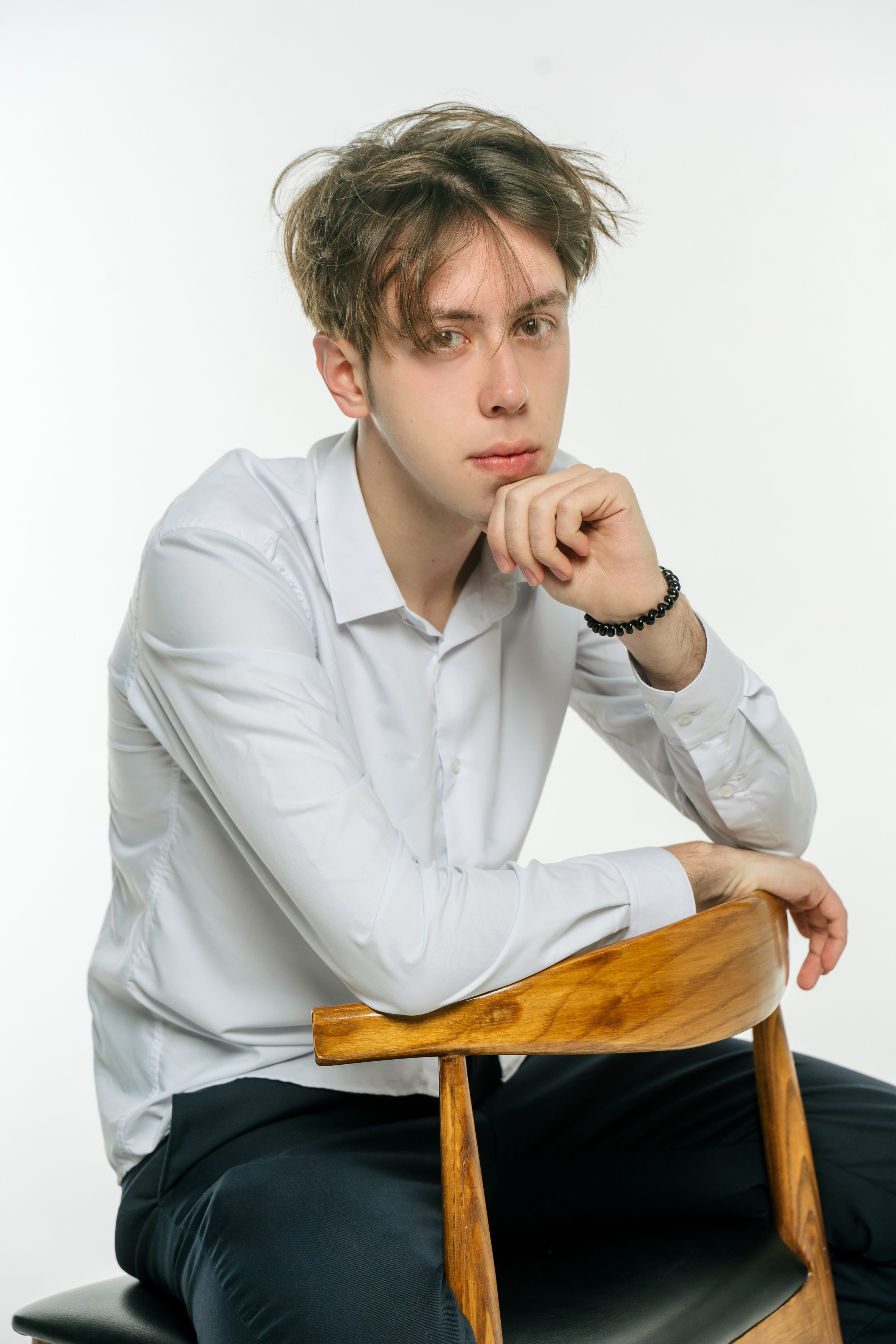 2. Выпускные альбомы, школьные фотосессии в городе Новороссийске