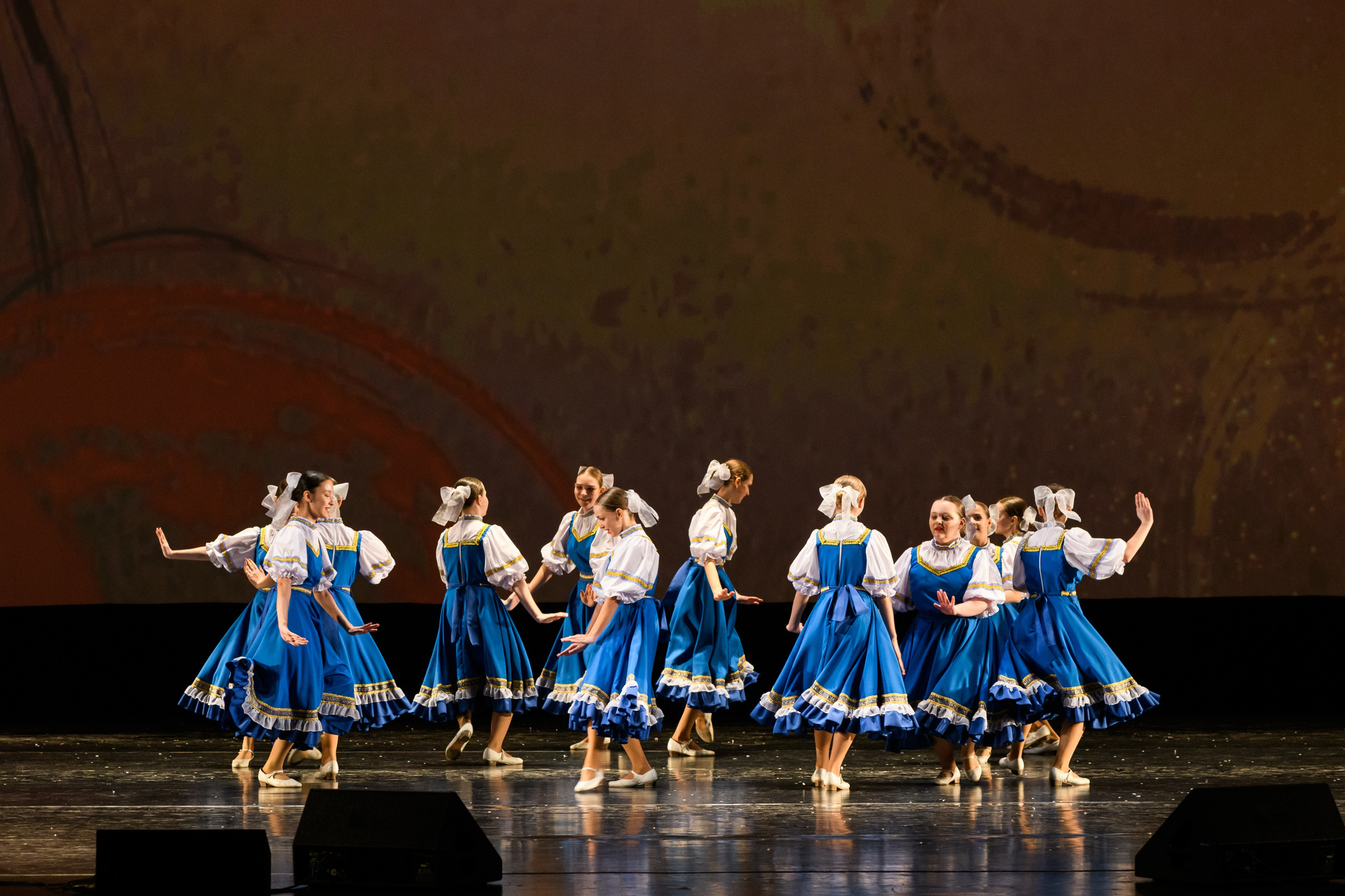 23 апреля, часть 2, БКЗ Октябрьский, г. Санкт-Петербург. Золотое яблочко