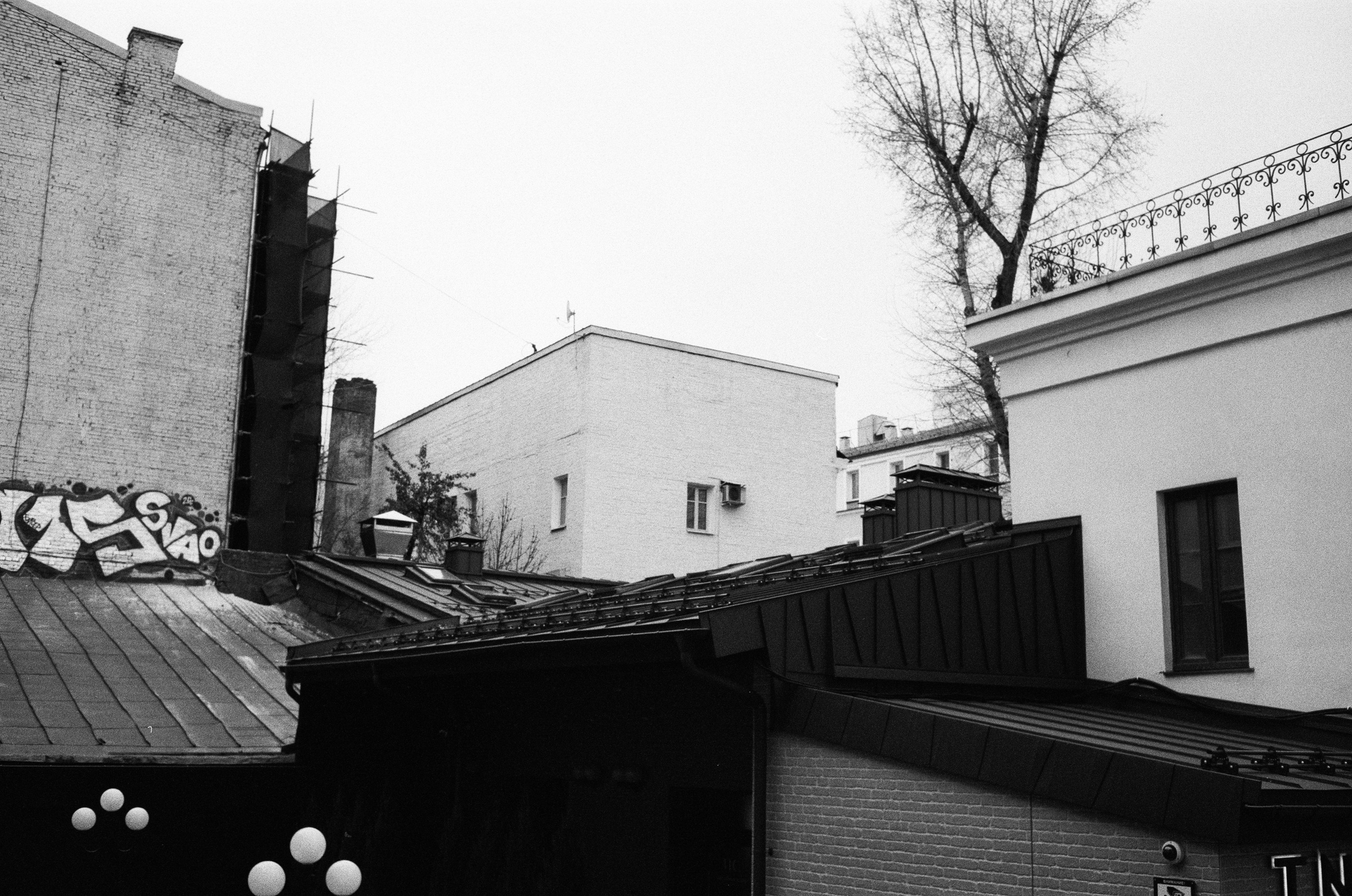 Чистые пруды, Покровка, Потаповский переулок / Ricoh FF-1