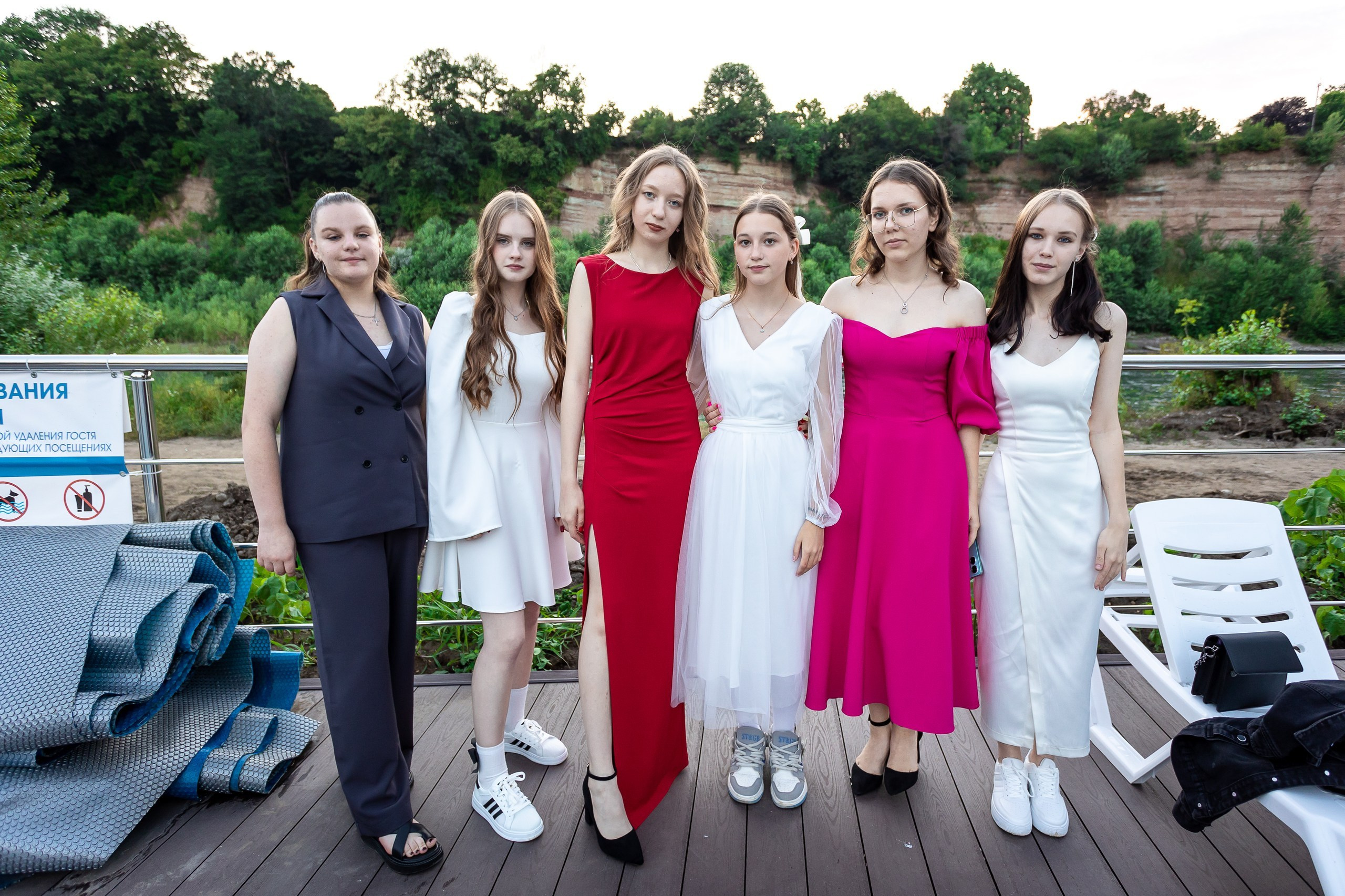 Вручение аттестата и выпускной вечер. Выпускные альбомы Майкоп, Краснодар Елена Золотарева