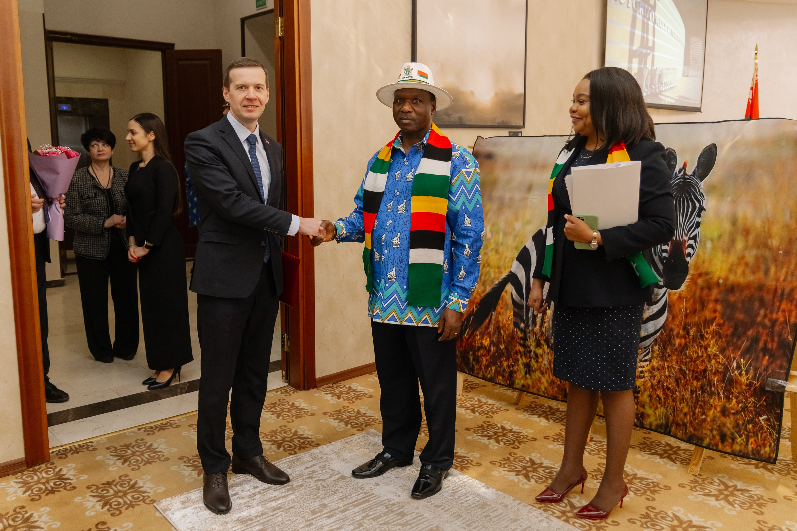 Фотосъемка делегации Посольства Зимбабве в Минске. Свадебный фотограф в Минске/Беларуси Сергей Спиридонов