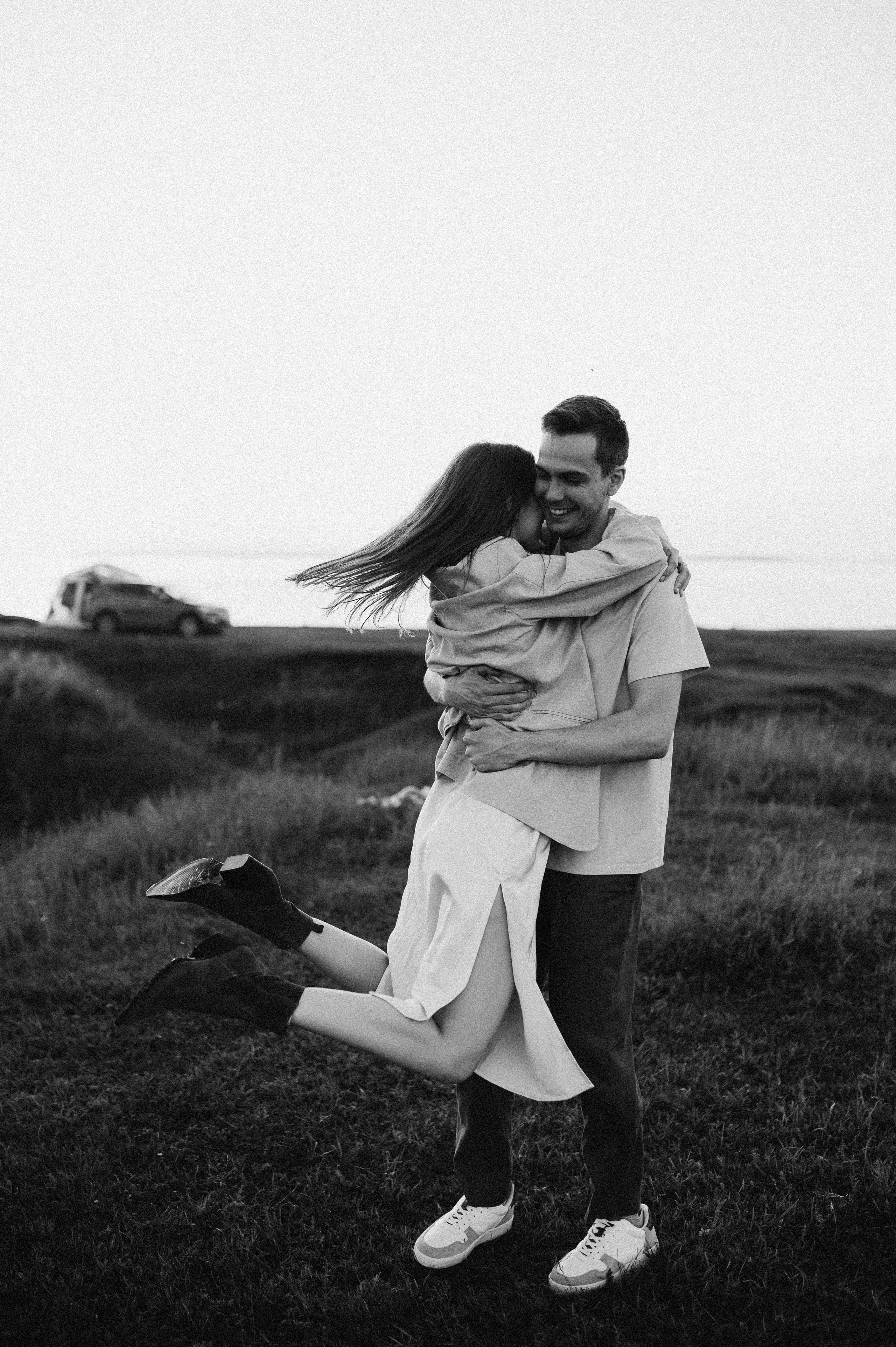 Фотосессия love story на берегу. Семейный фотограф в Новосибирске Женя Индрикова