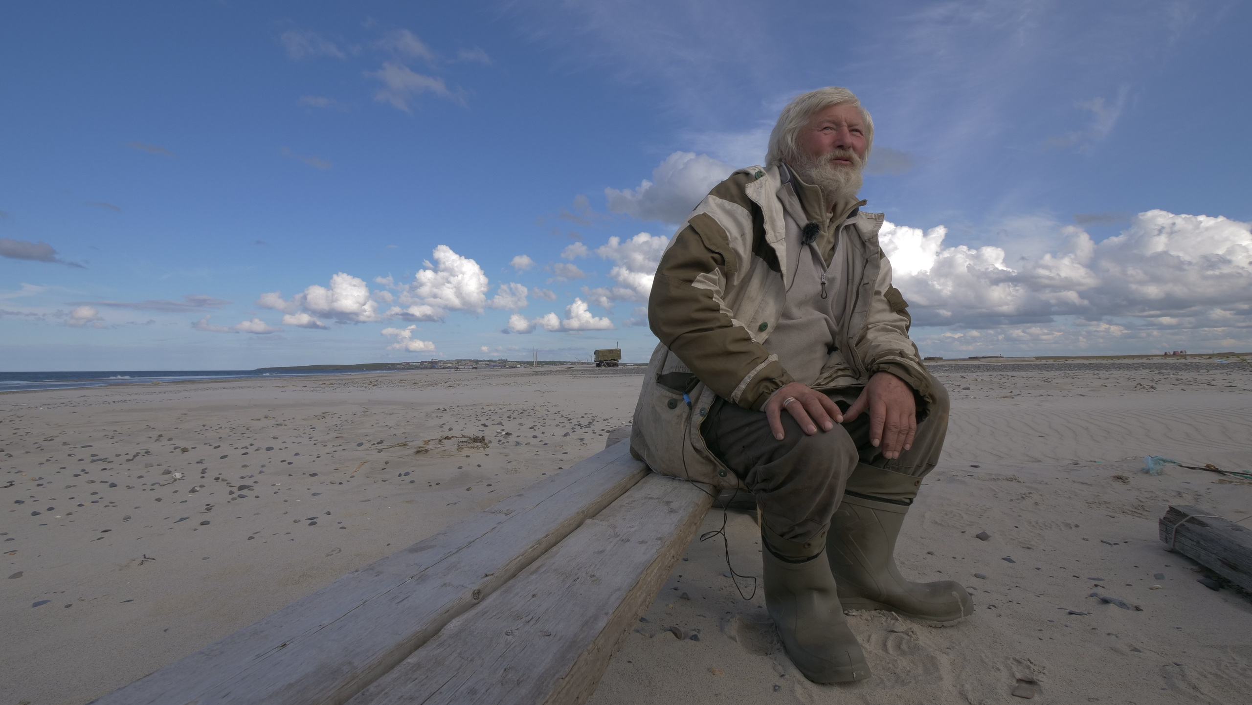 Амдерма — наука (2020 г.). Фотоальбом показывающий увлекательный мир авиации и мир медведей Андрея Иванова