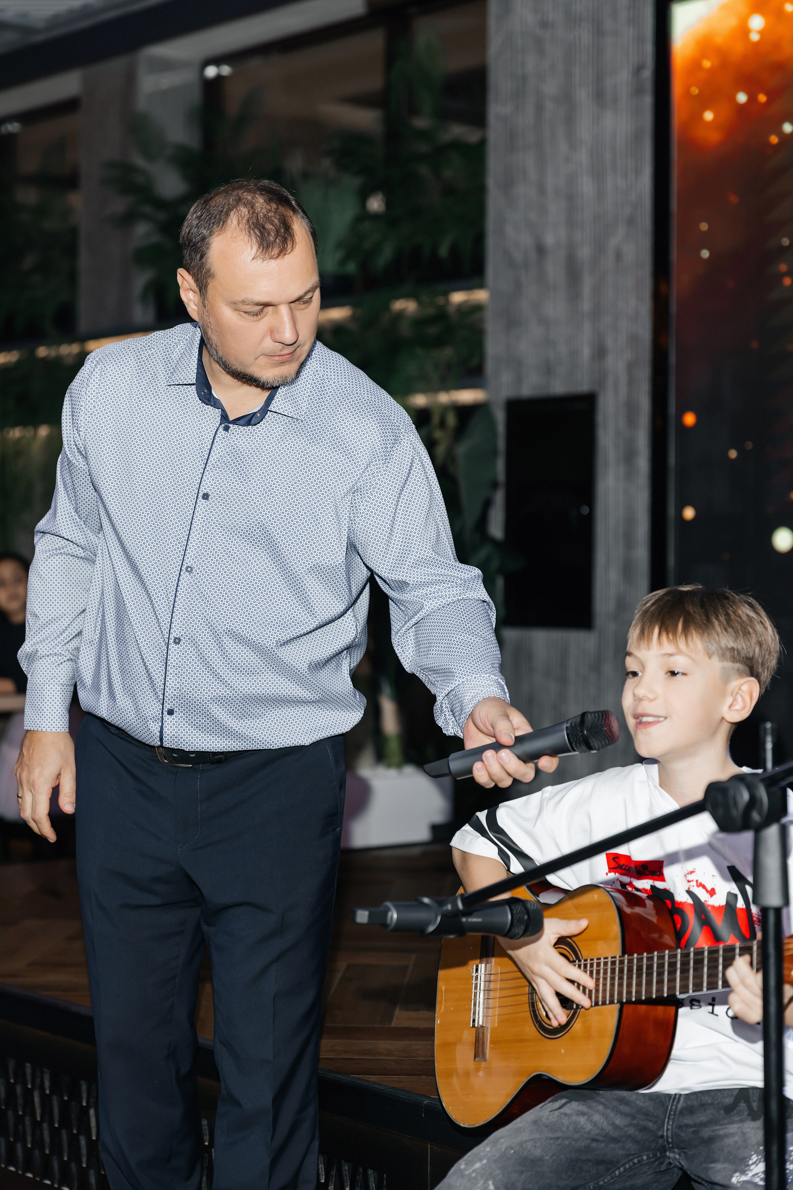 Творческий вечер «Юные таланты» в ресторане Геогранди. Фотограф и Видеограф в Краснодаре Юлия Солодченко