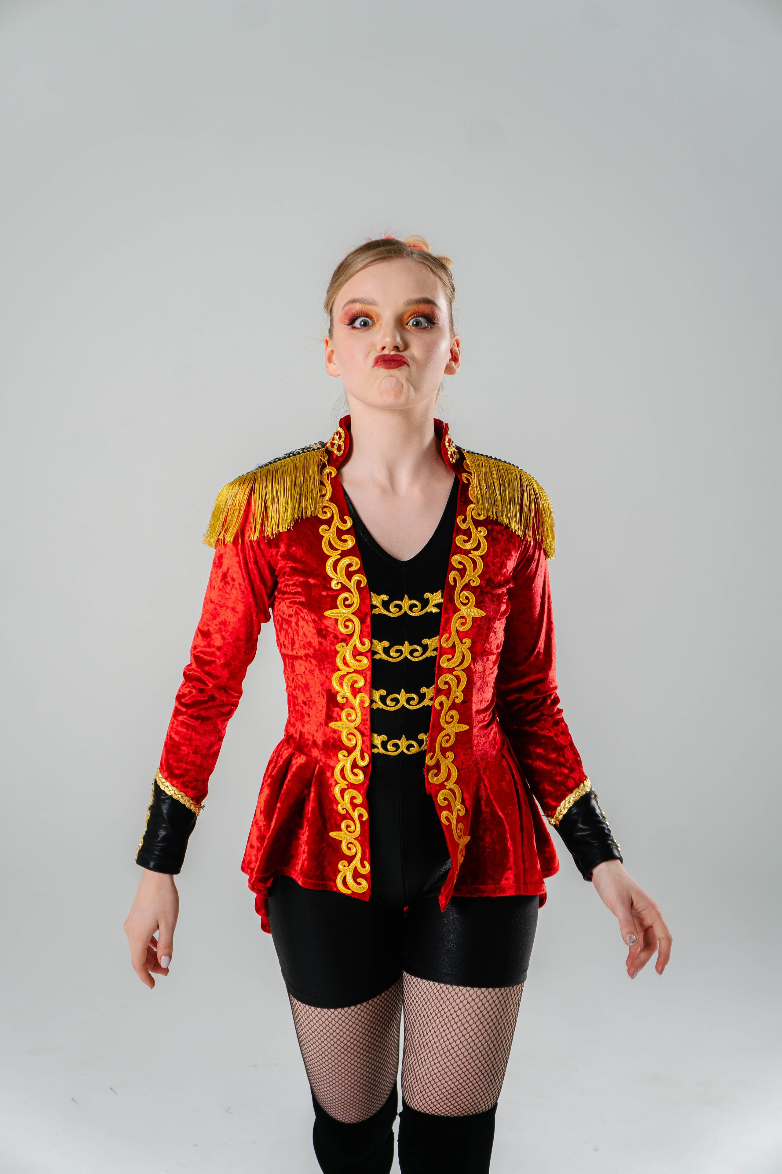 Circus. Фотограф / видеограф в Москве и Сочи Sofia Riversong