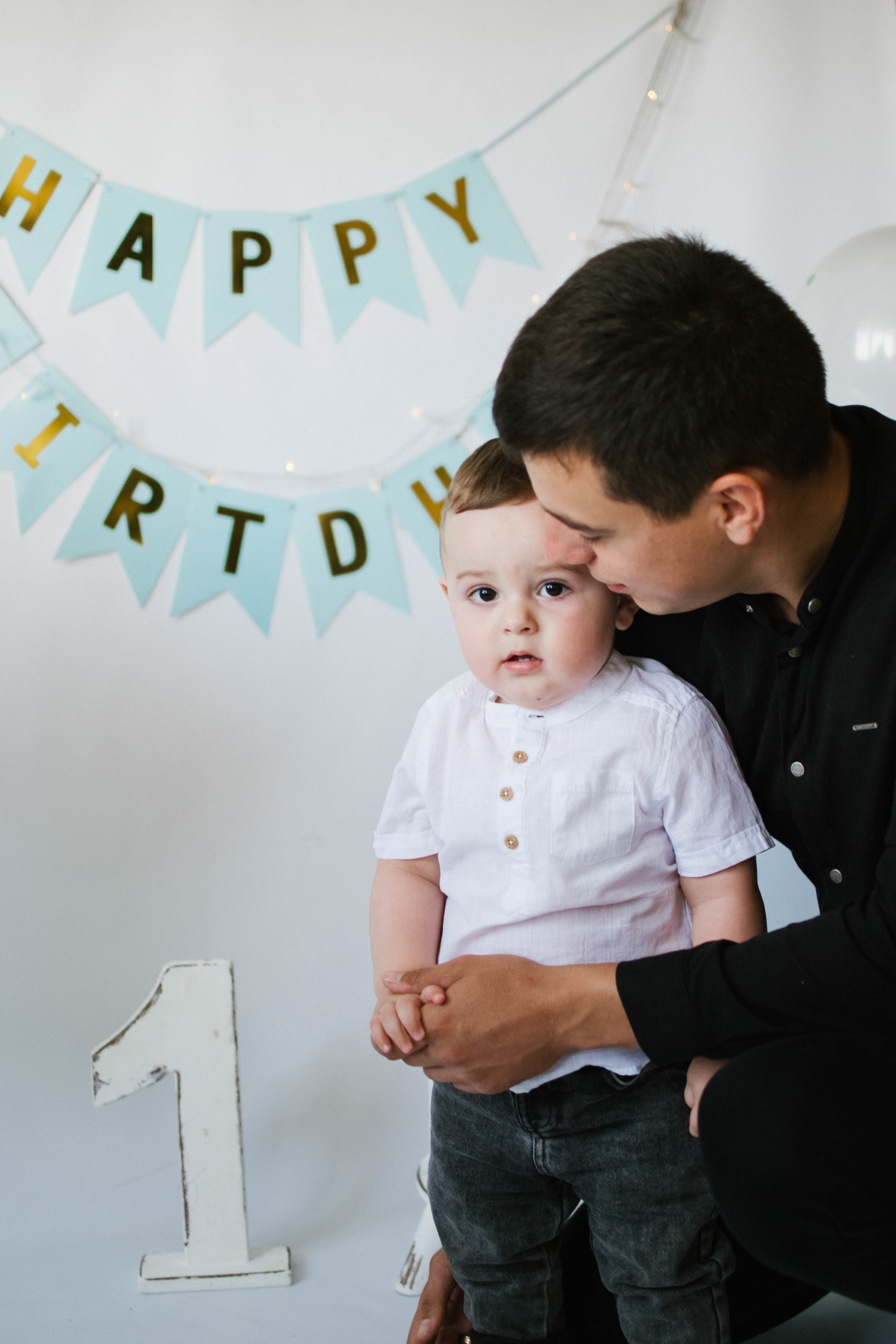 Уютно дома 1год Артёму. Семейный фотограф в городе Мегион и Нижневартовск Дзюба Татьяна