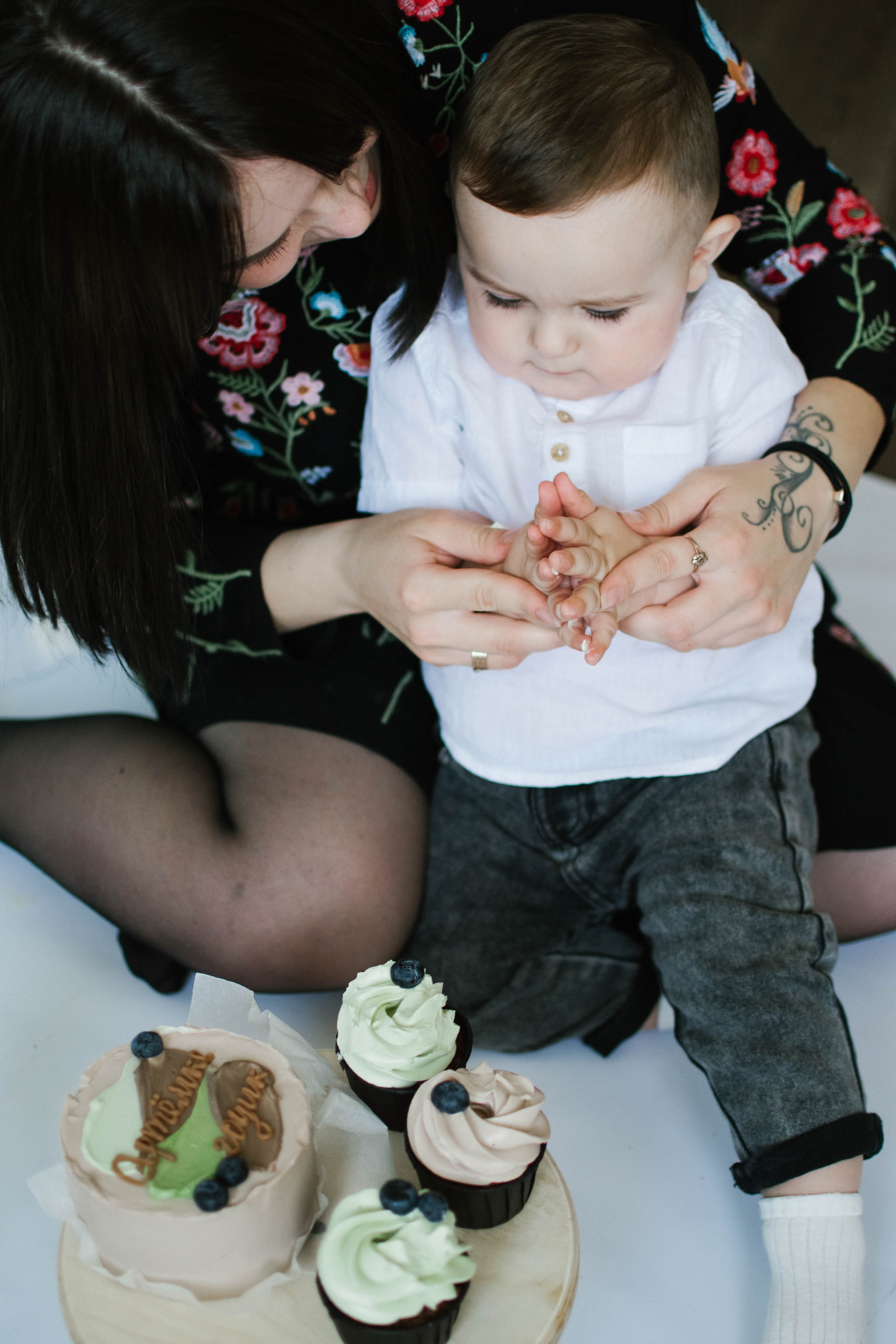 Уютно дома 1год Артёму. Семейный фотограф в городе Мегион и Нижневартовск Дзюба Татьяна