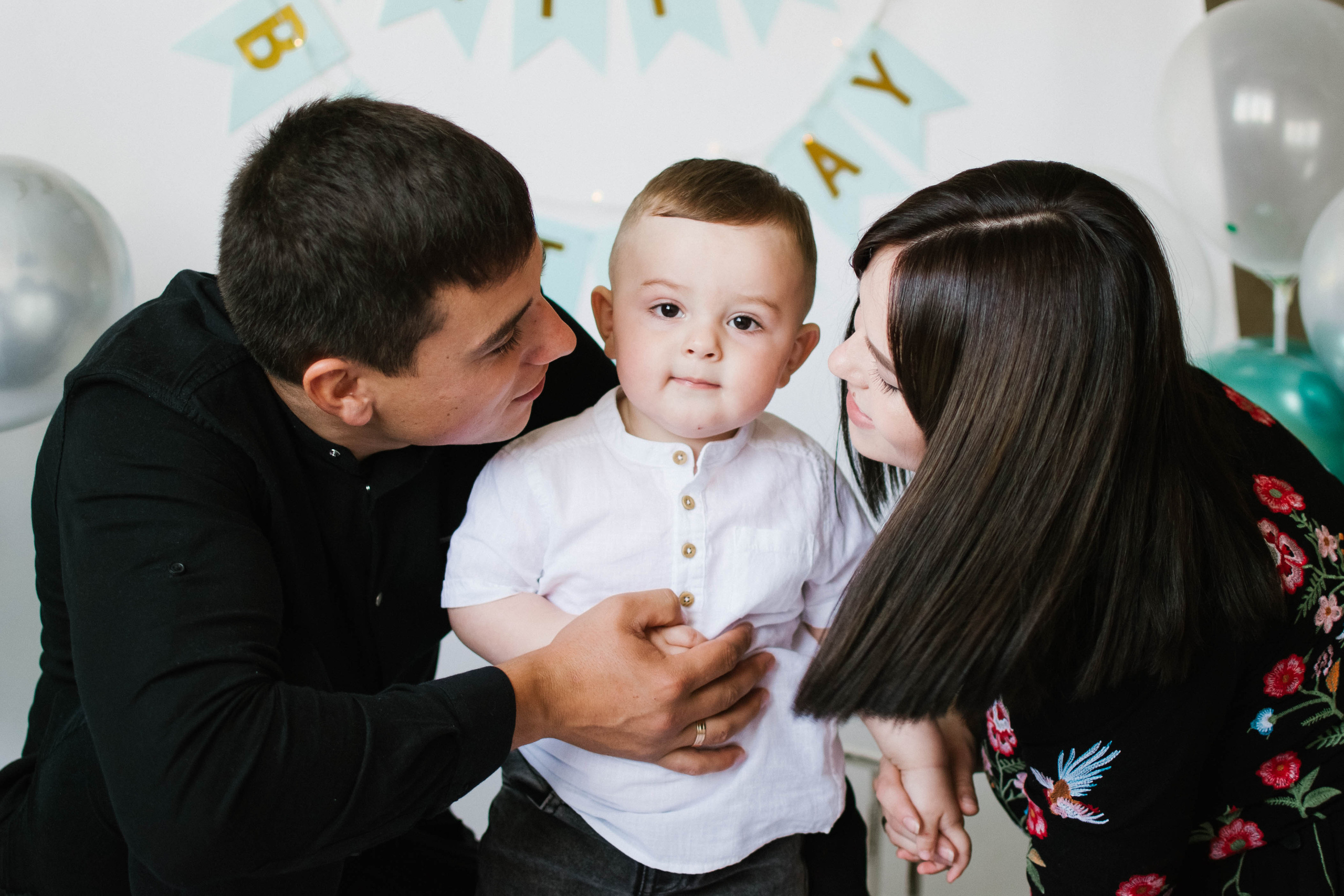 Уютно дома 1год Артёму. Семейный фотограф в городе Мегион и Нижневартовск Дзюба Татьяна