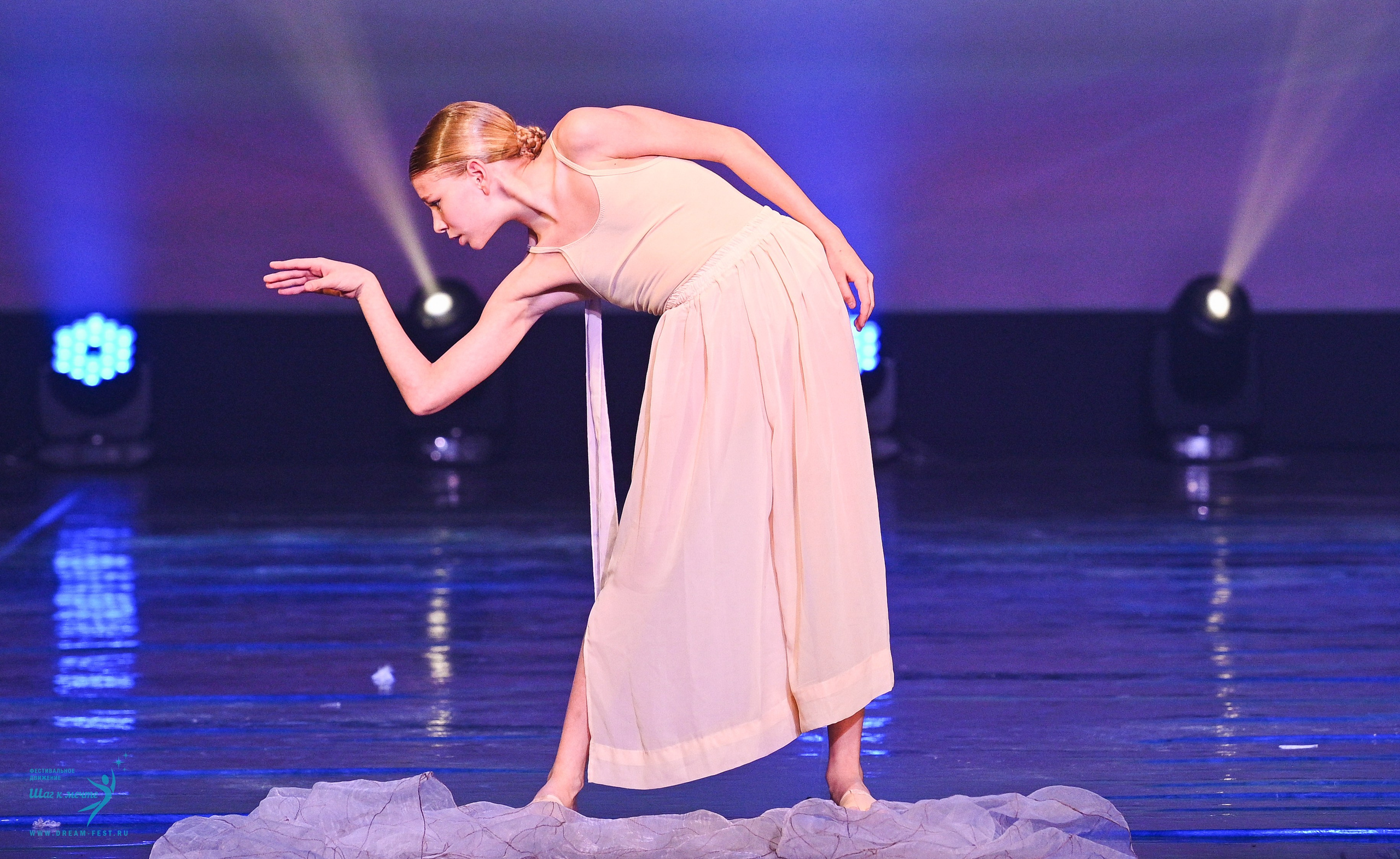 24.05.2025 «Мир под названием — Искусство танца» Фестивальное движение «Шаг к мечте» г. Кострома. Медиастудия Фото Концепт