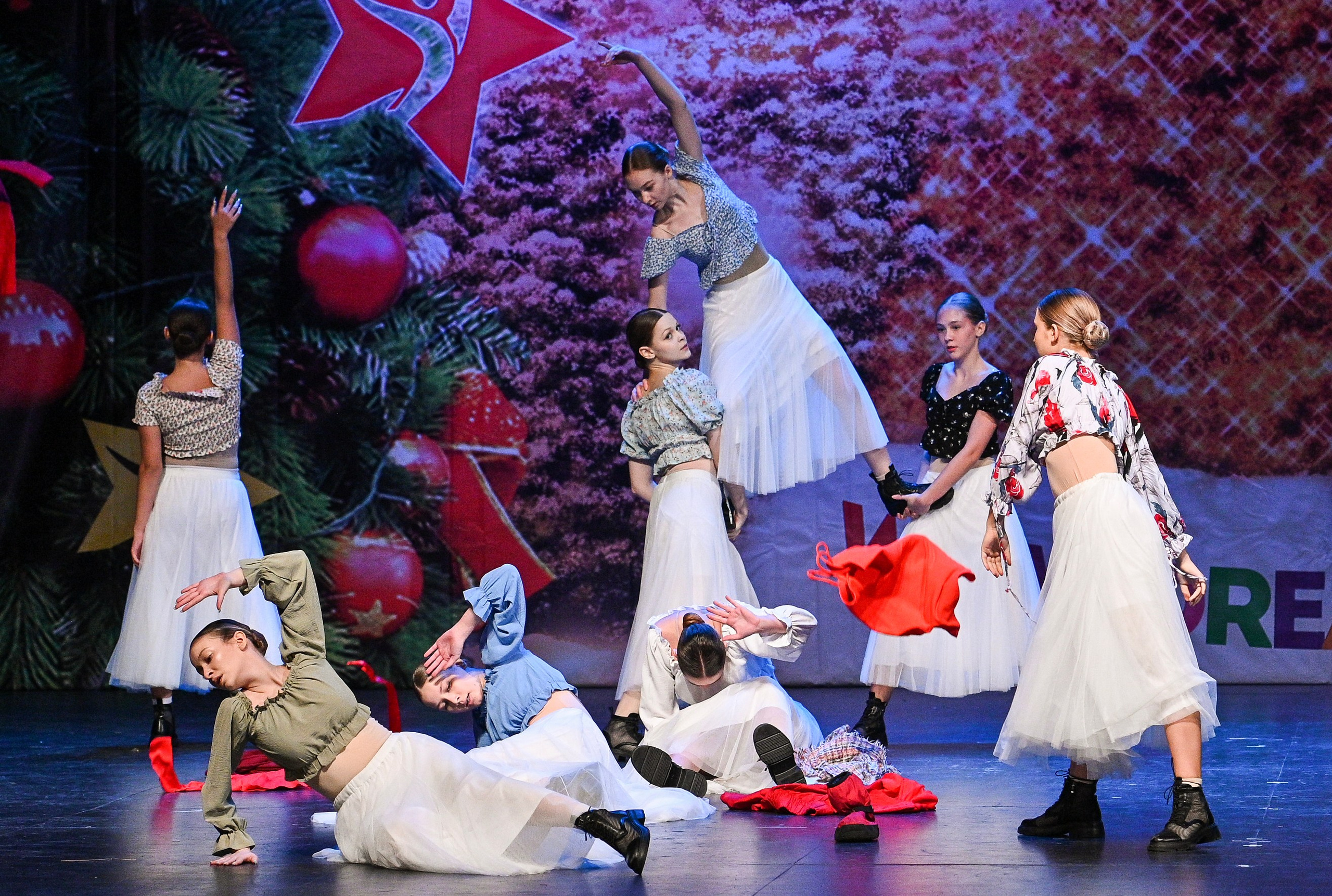 14.11.2024 «Новогодний Звездопад Талантов» Фестивальное движение «Шаг к мечте» г. Москва. Медиастудия Фото Концепт