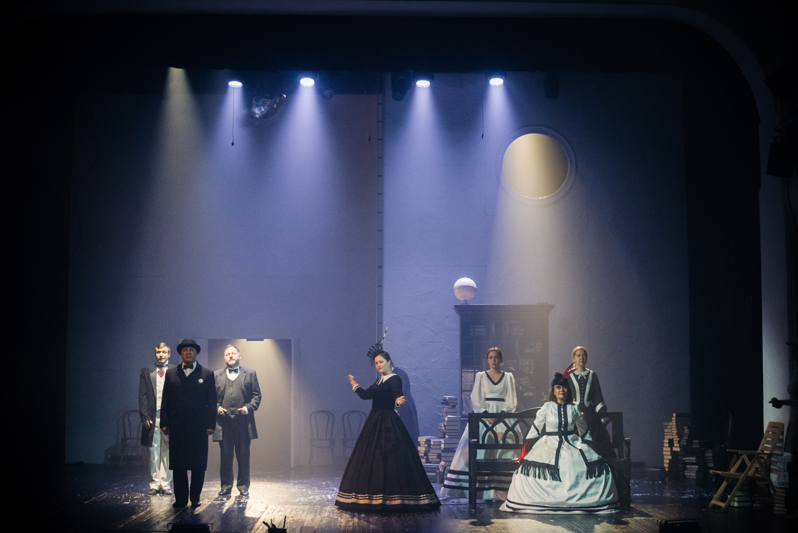 Обрыв. Главная