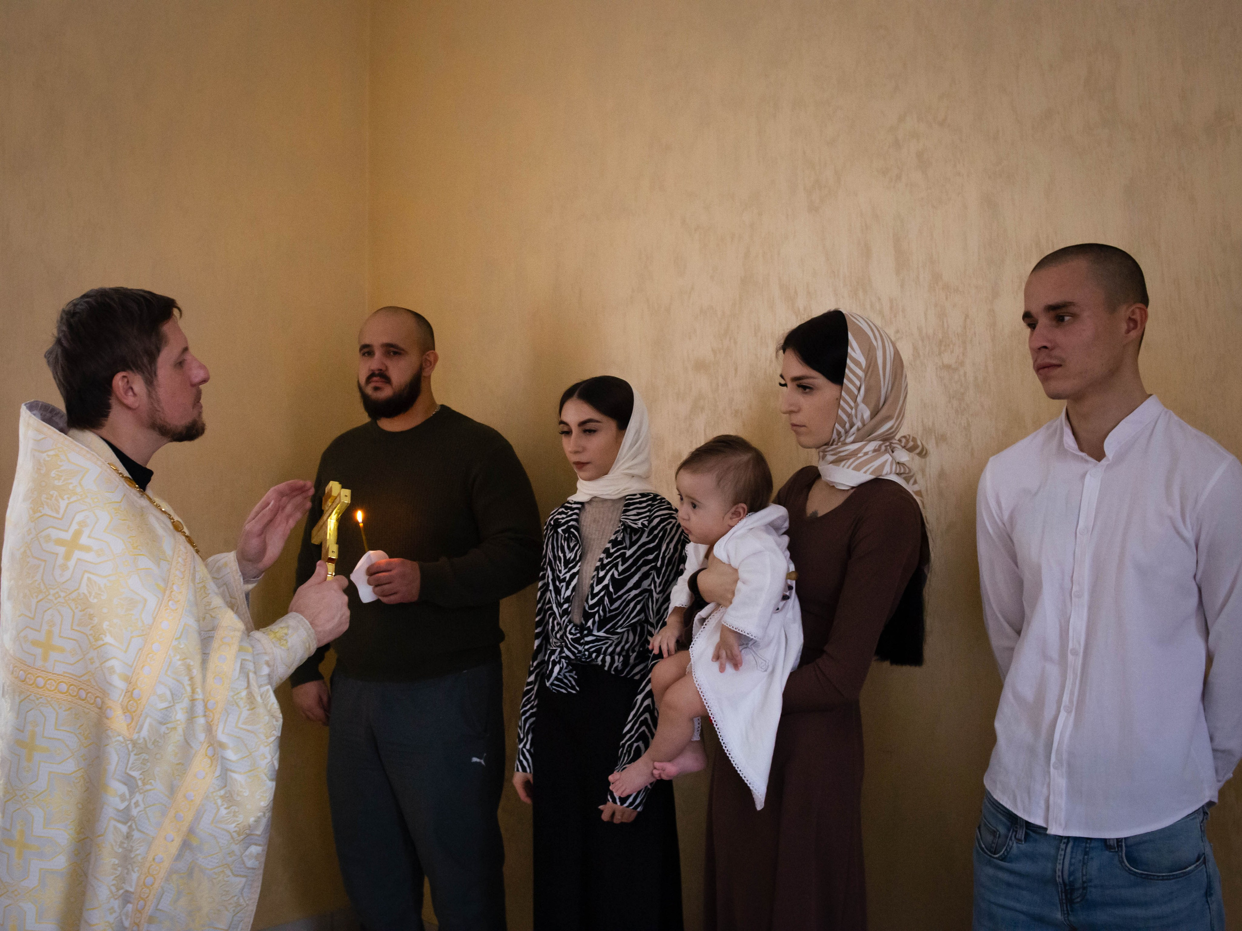 Крещение Эмира. Семейный фотограф Софи Симакова в Волгограде и Волжском