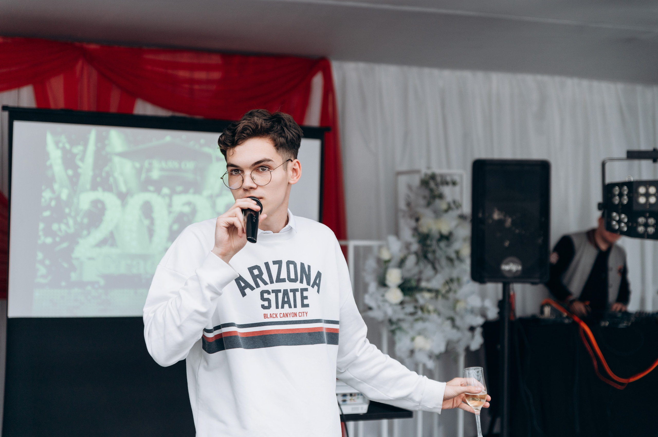 Выпускной 11 класс, банкет. Фотограф в Новосибирске