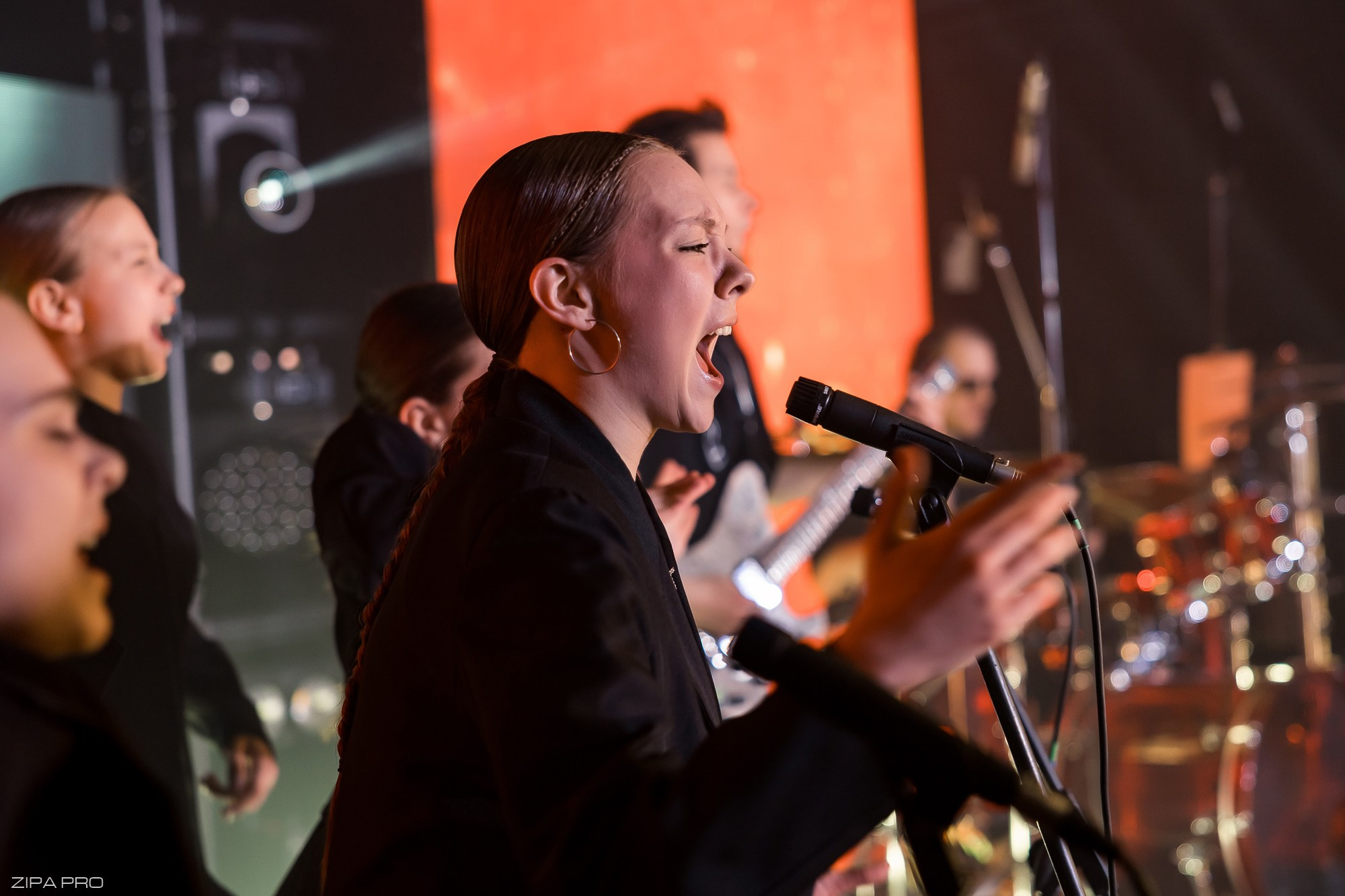 Сольный концерт кавер-группы «Балбесы». Фотограф Zipa Pro