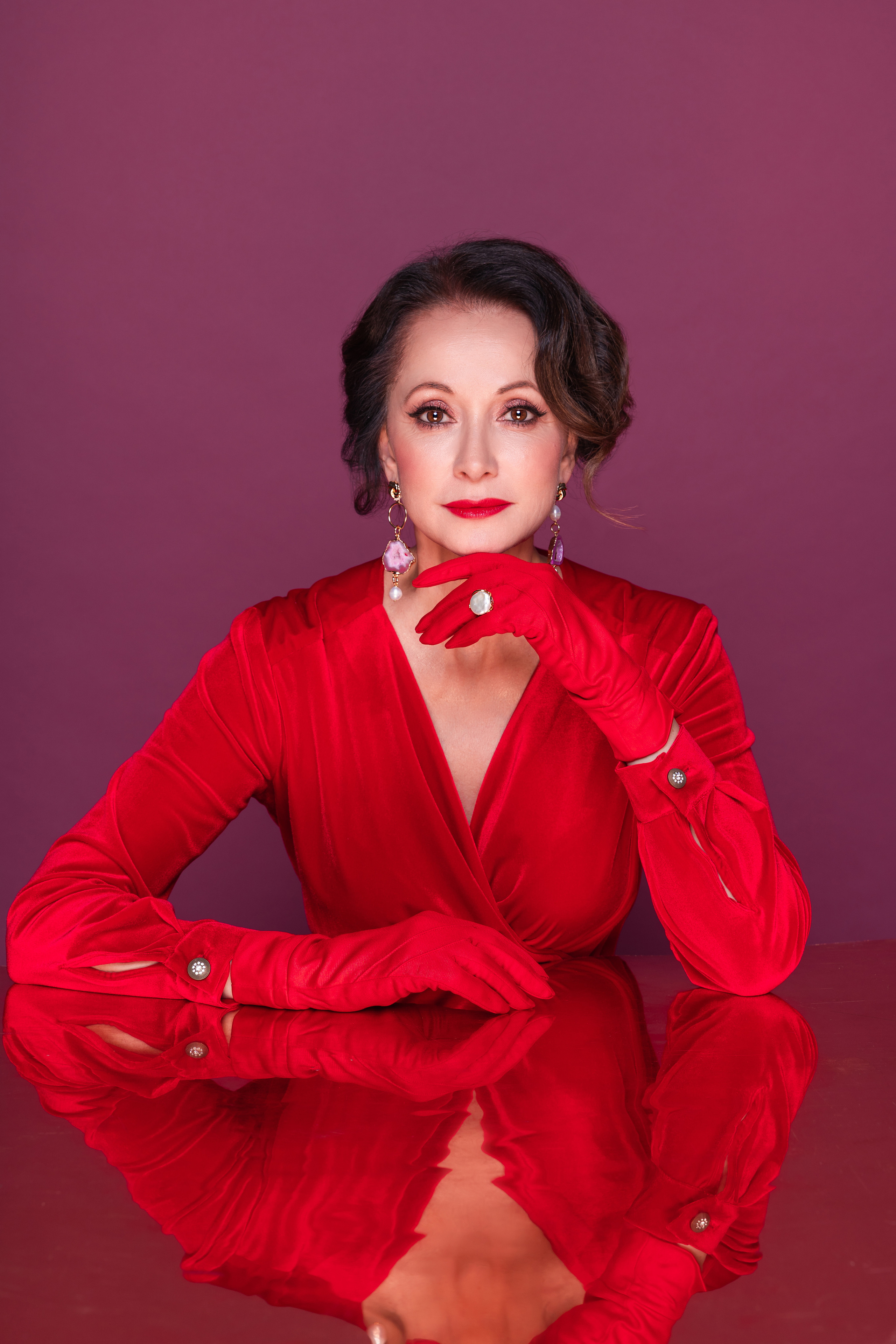 Ольга Кабо — актриса театра и кино, певица. Стилист — имиджмейкер в Москве Екатерина Саливоник