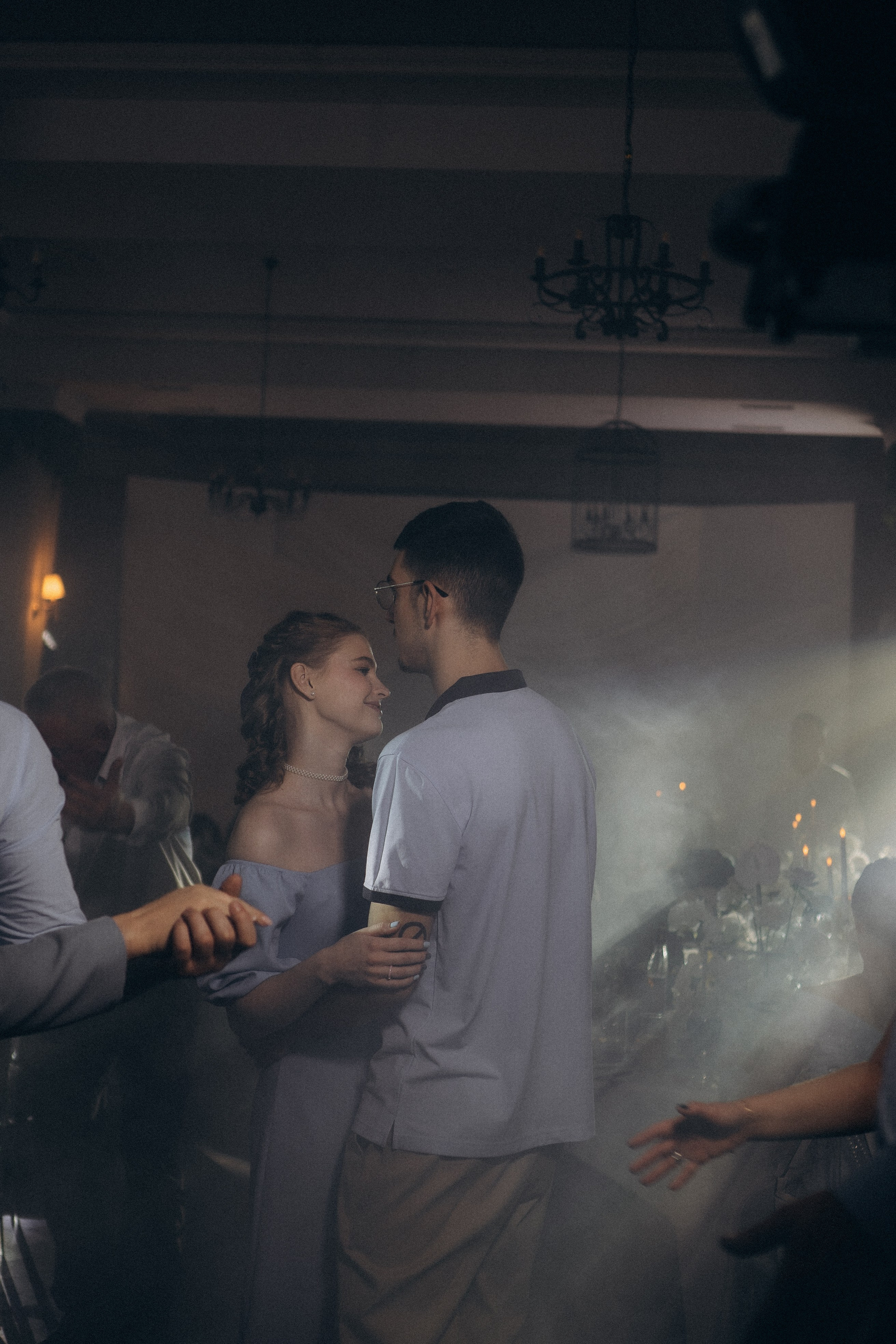 СВАДЕБНАЯ СЬЕМКА СБОРОВ В ОТЕЛЕ И ВЫЕЗД НА ЦЕРЕМОНИЮ (СНЯТО В СИБИРЕ В НИЖНЕВАРТОВСКЕ). Профессиональный фотограф, Санкт-Петербург — Виктория Богомолова