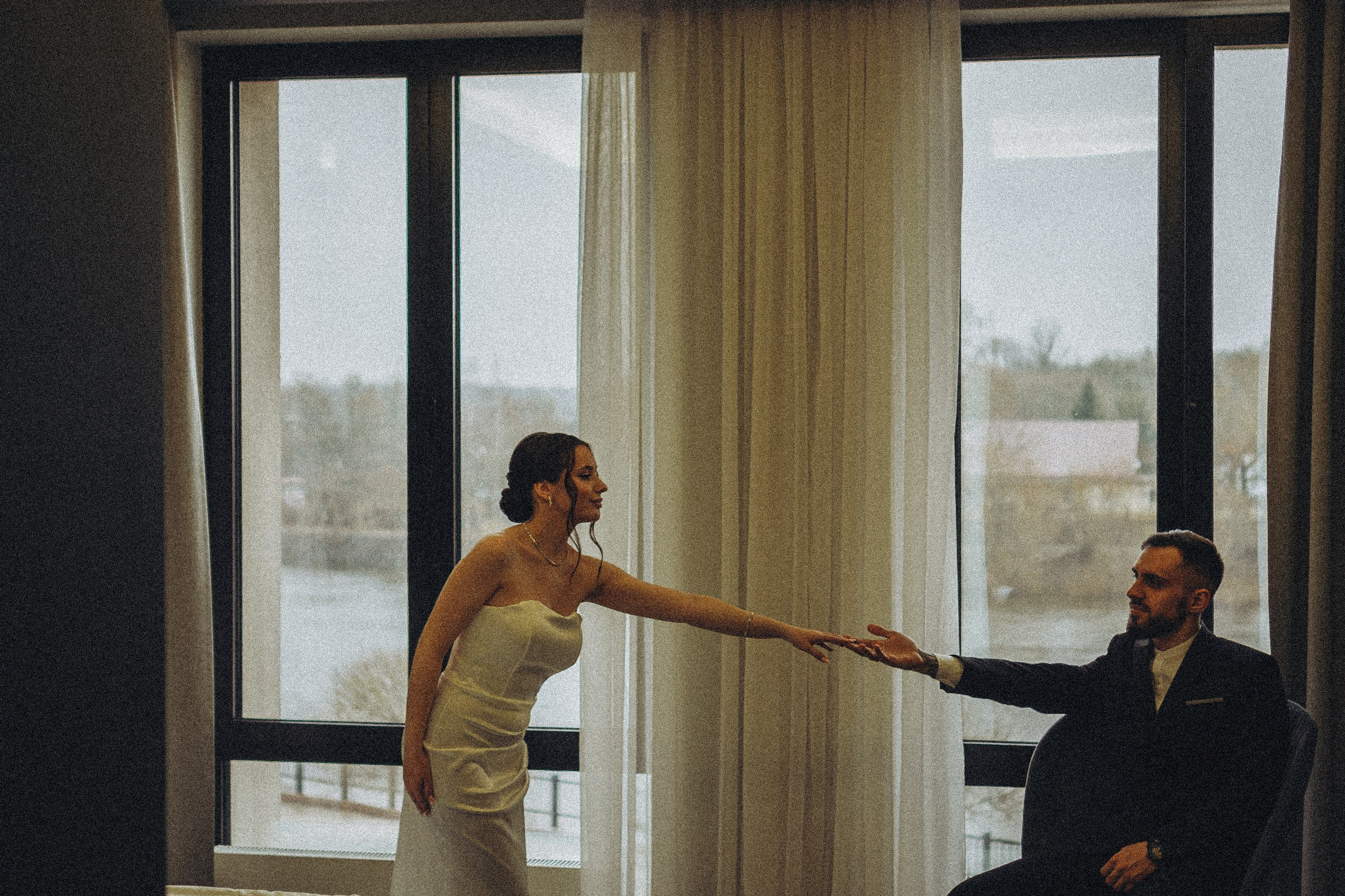 СВАДЕБНАЯ СЬЕМКА СБОРОВ ЖЕНИХА И НЕВЕСТЫ В ОТЕЛЕ И ТАКЖЕ ФОТОСЕССИИЯ В ОТЕЛЕЕ МЕГАПОЛИС БРЯНСК. Профессиональный фотограф, Санкт-Петербург — Виктория Богомолова