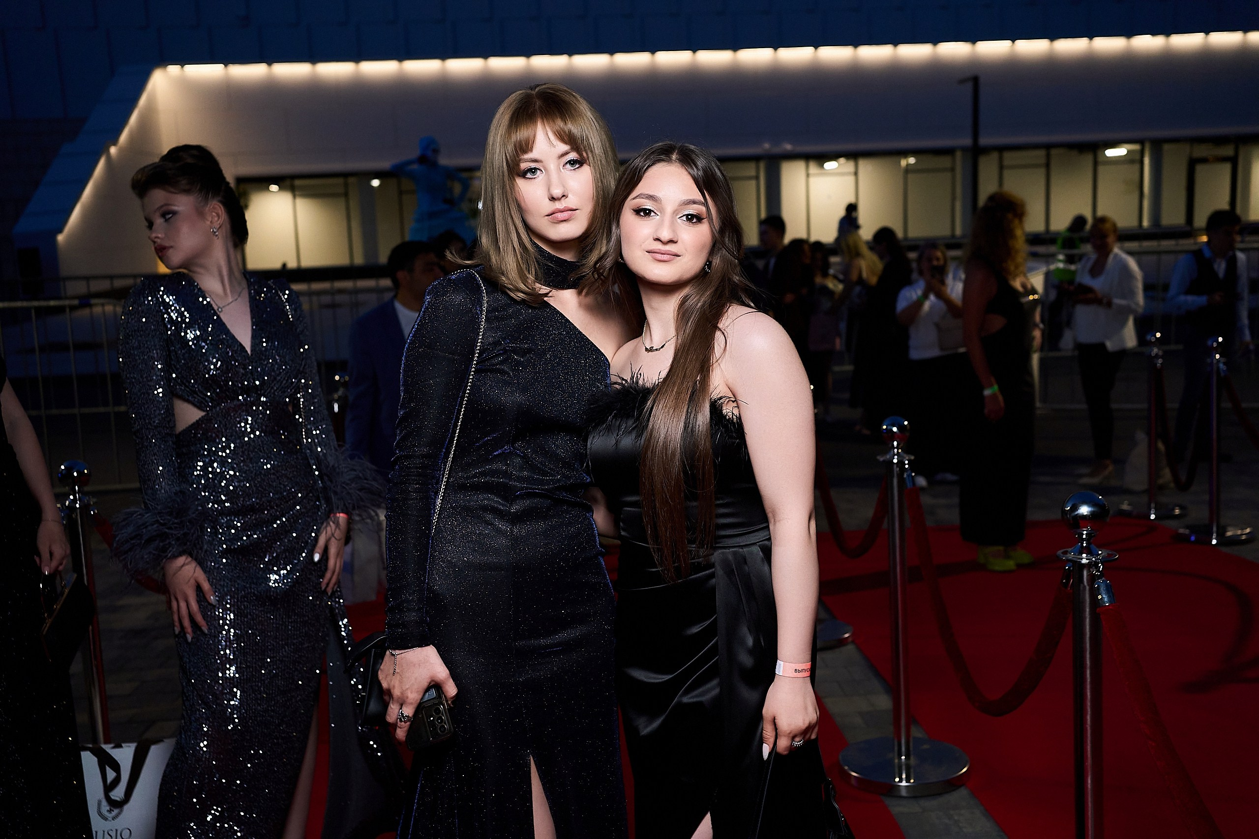 Выпускной 2024 концертный зал Академия ВТБ. Фотограф и Видеограф в Москве. Олег Корушев