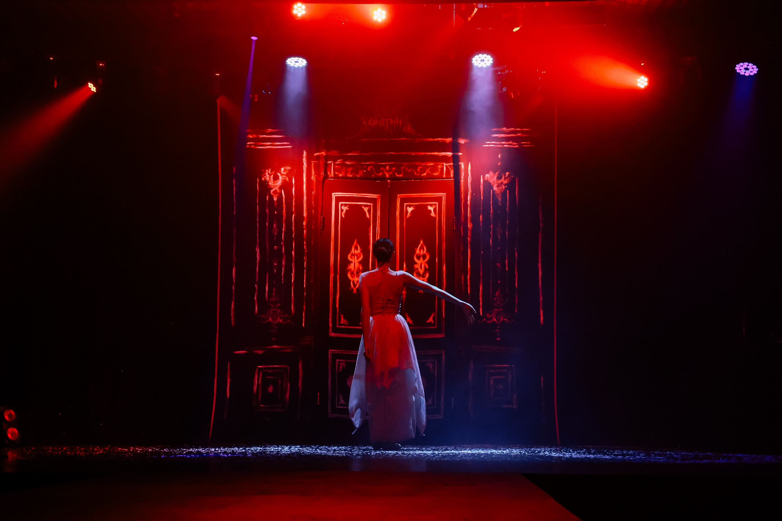 Пластический спектакль Онегин _ IVEX. Фотограф Юлия Мальцева