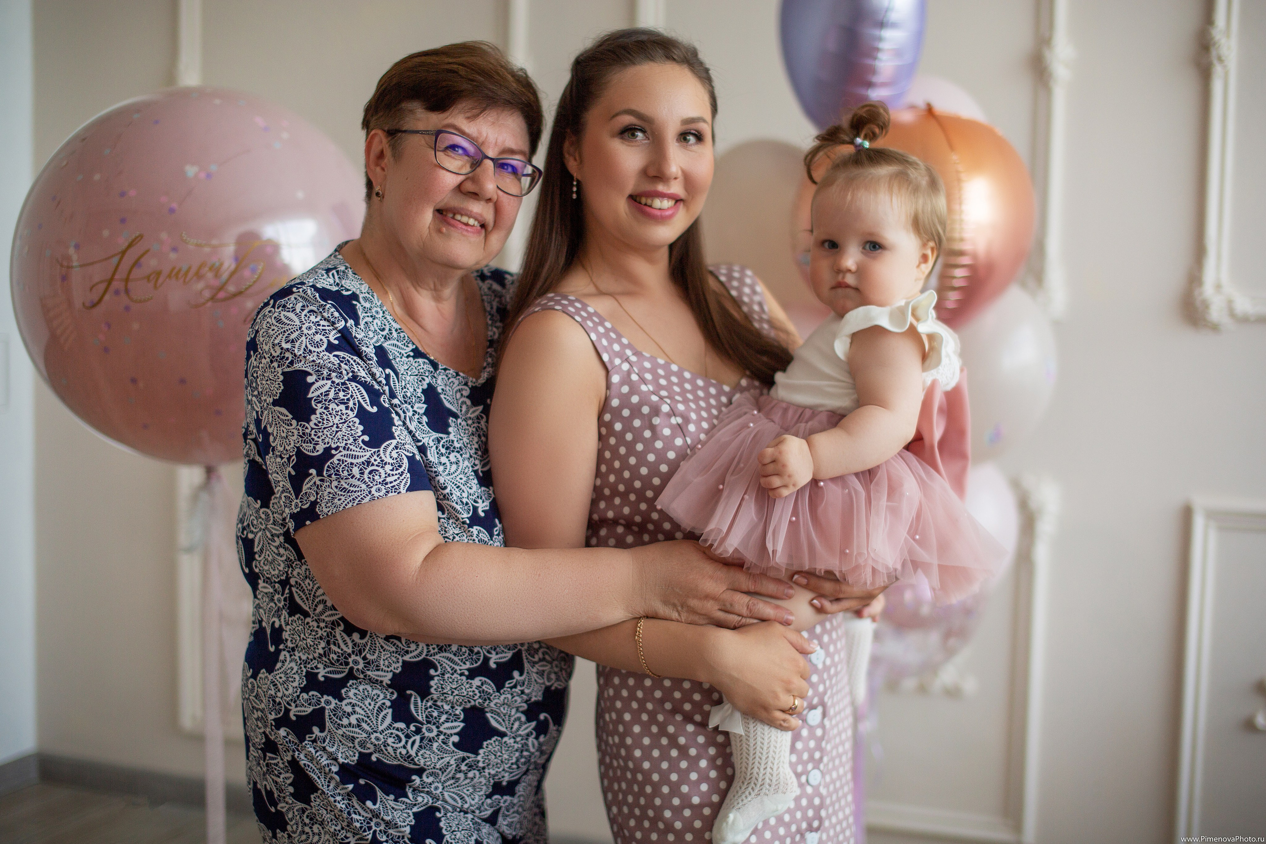 День Рождения Ксении, 1 год. Семейный и детский фотограф в Петрозаводске