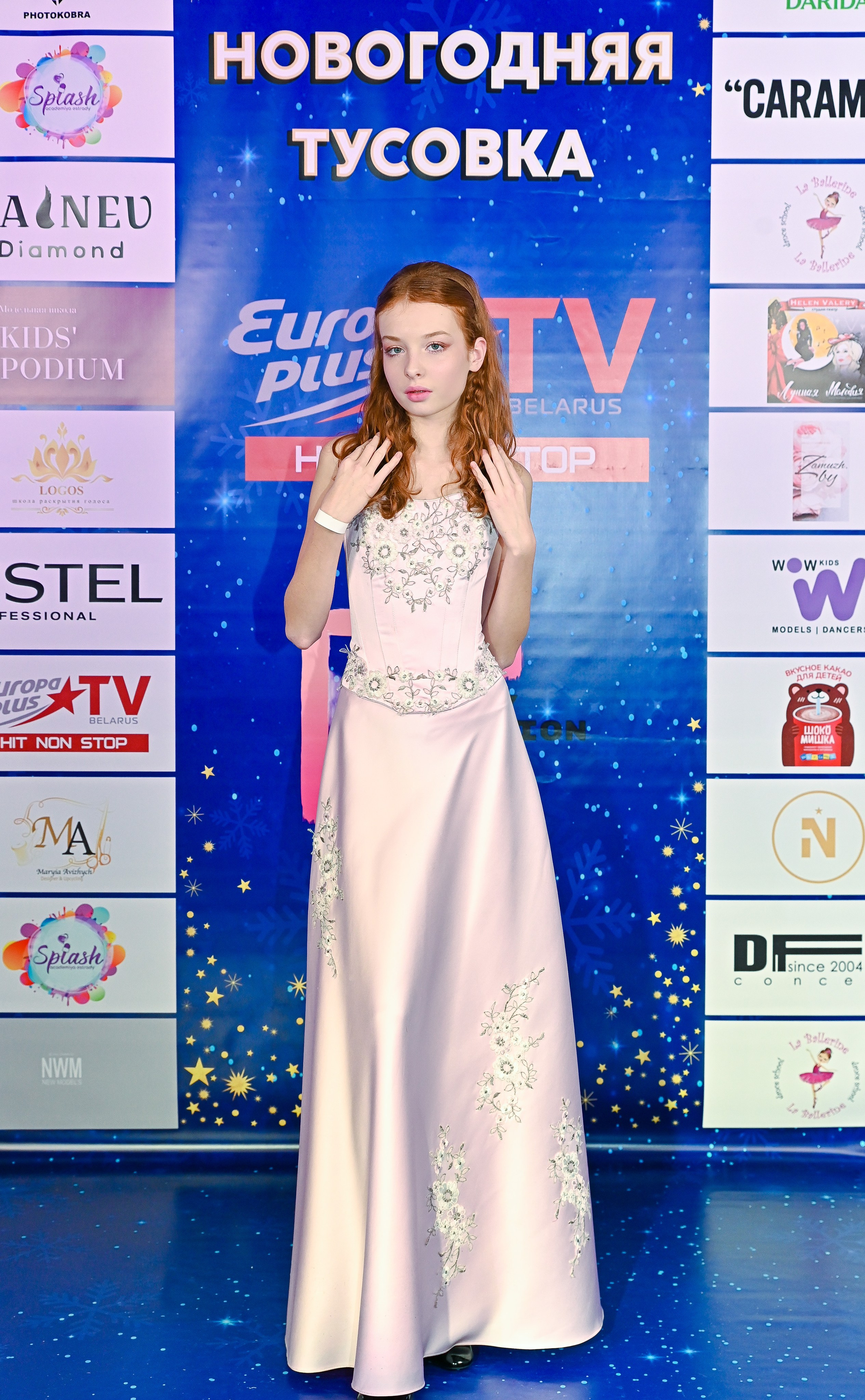 Большая новогодняя тусовка. Фотоуслуги, услуги фотографа, фотографирование важных событий