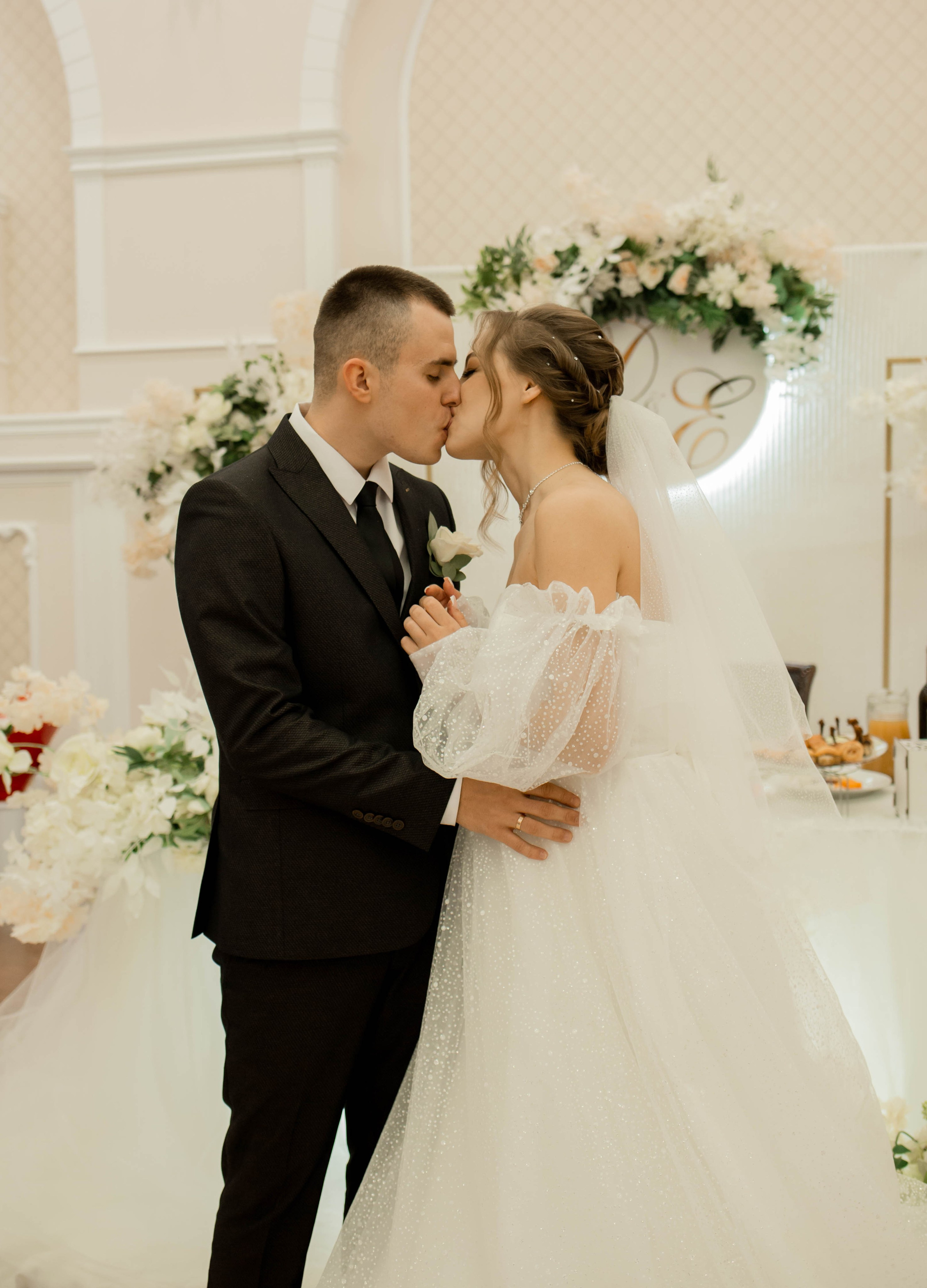 Елена и Данил. ФОТОГРАФ ~ Виктория Ивченко ~ Старый Оскол