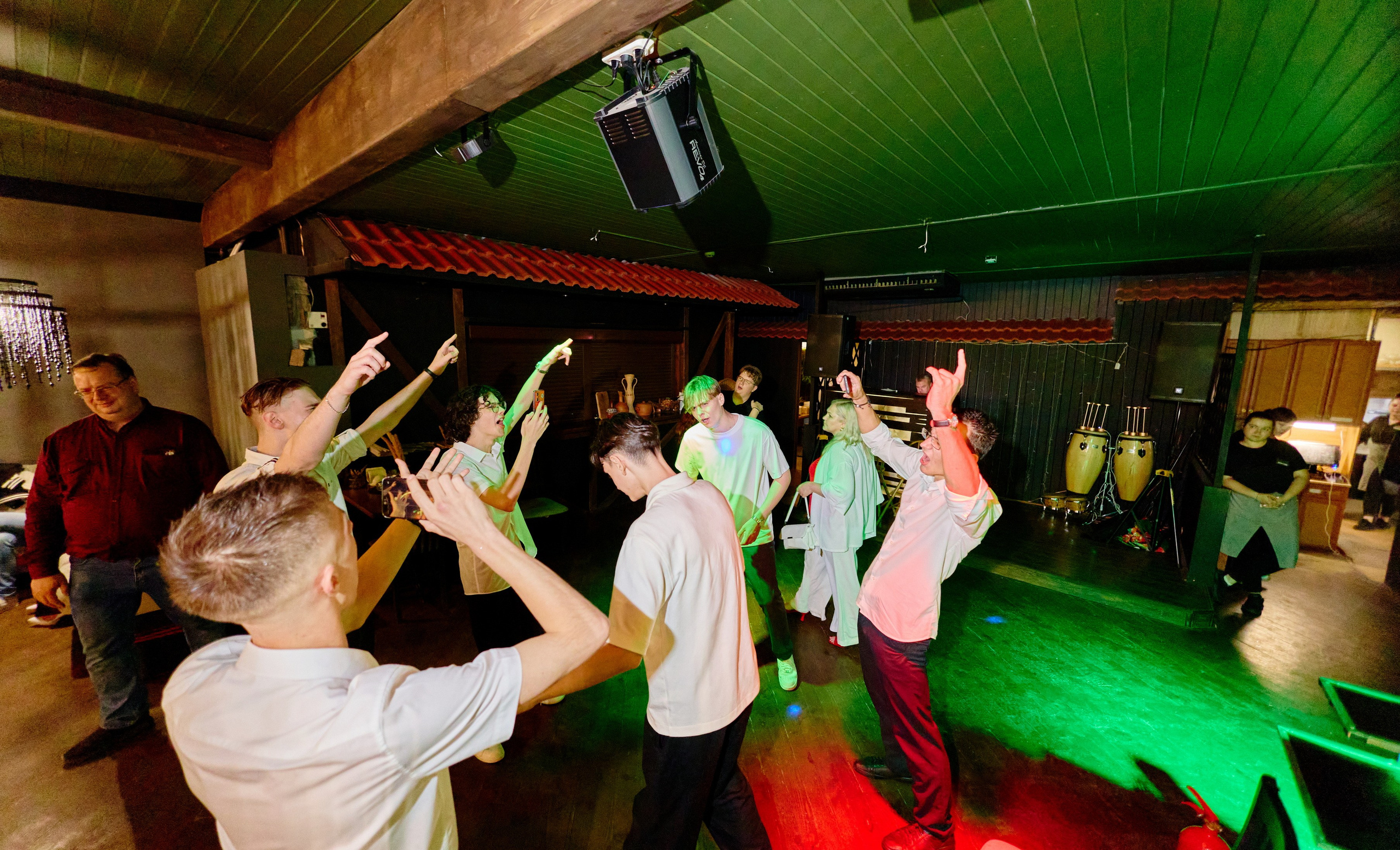 Выпускной 35 Сош. Фотограф Выпускные альбомы Таганрог Сергей Коробченко