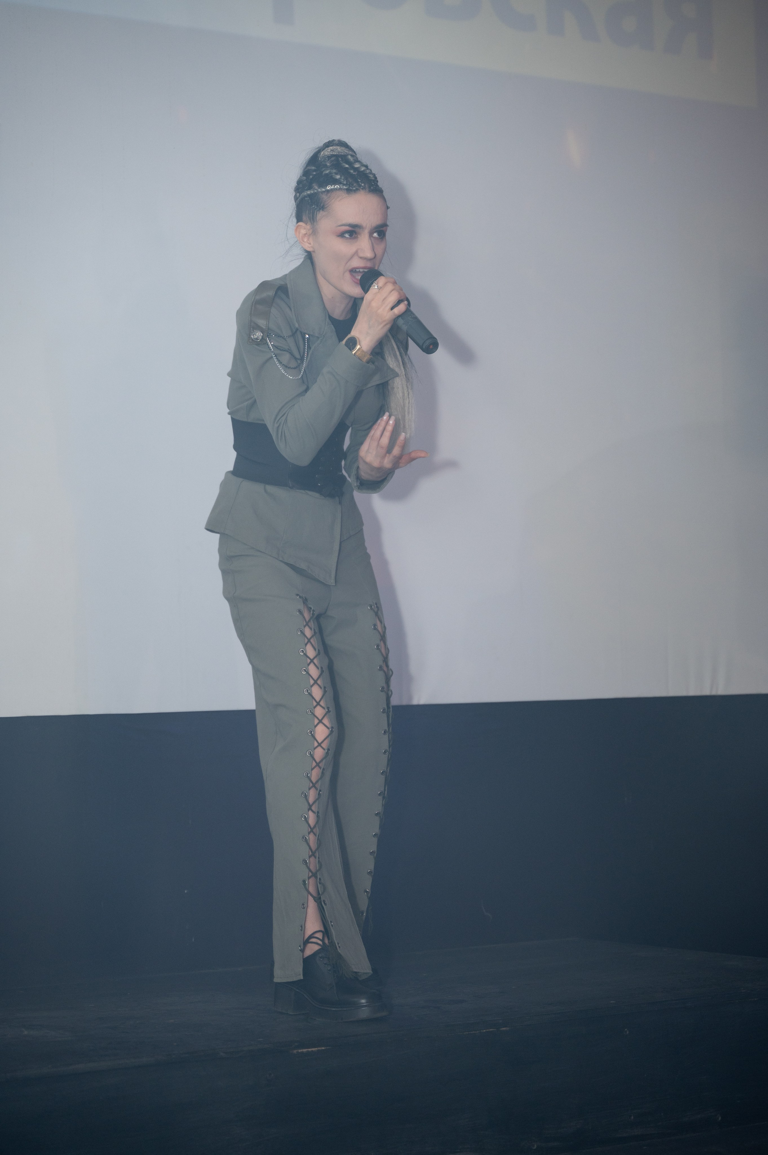 Закрытый показ милитари «Своя трансформация» дизайнера Юлии Бойченко | 24.04.2025. Фотограф в Омске Елизавета Кириллова