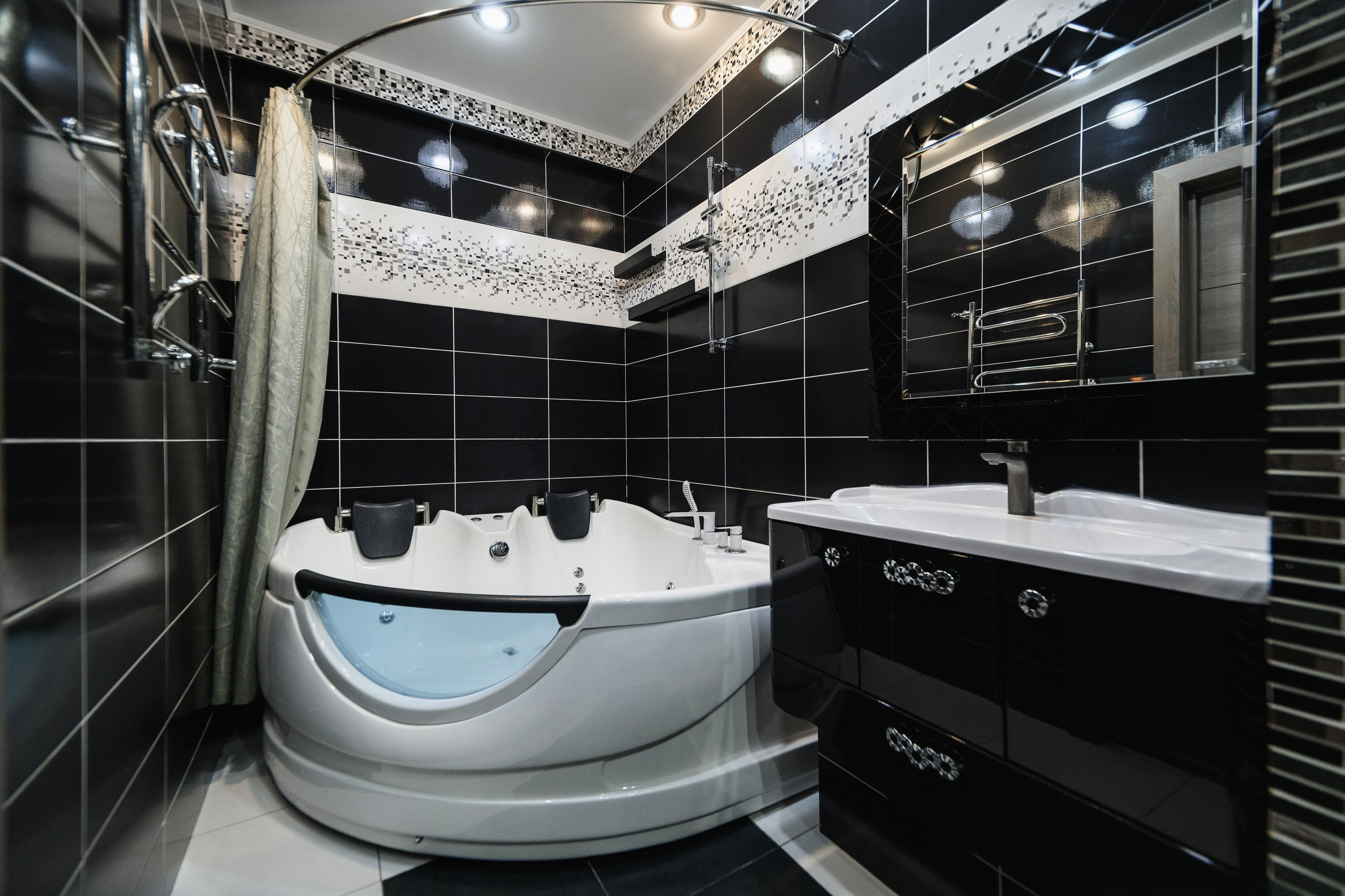 Фотосъемка интерьера квартиры в Петропавловске-Камчатском. Профессиональная съемка дизайна интерьера в Петропавловске-Камчатском. Интерьерная фотосъемка квартиры с видом на Авачинскую бухту. Создание уютного и стильного каталога изображений жилого пространства. Стоимость услуг по фотосъемке интерьера в Петропавловске-Камчатском.