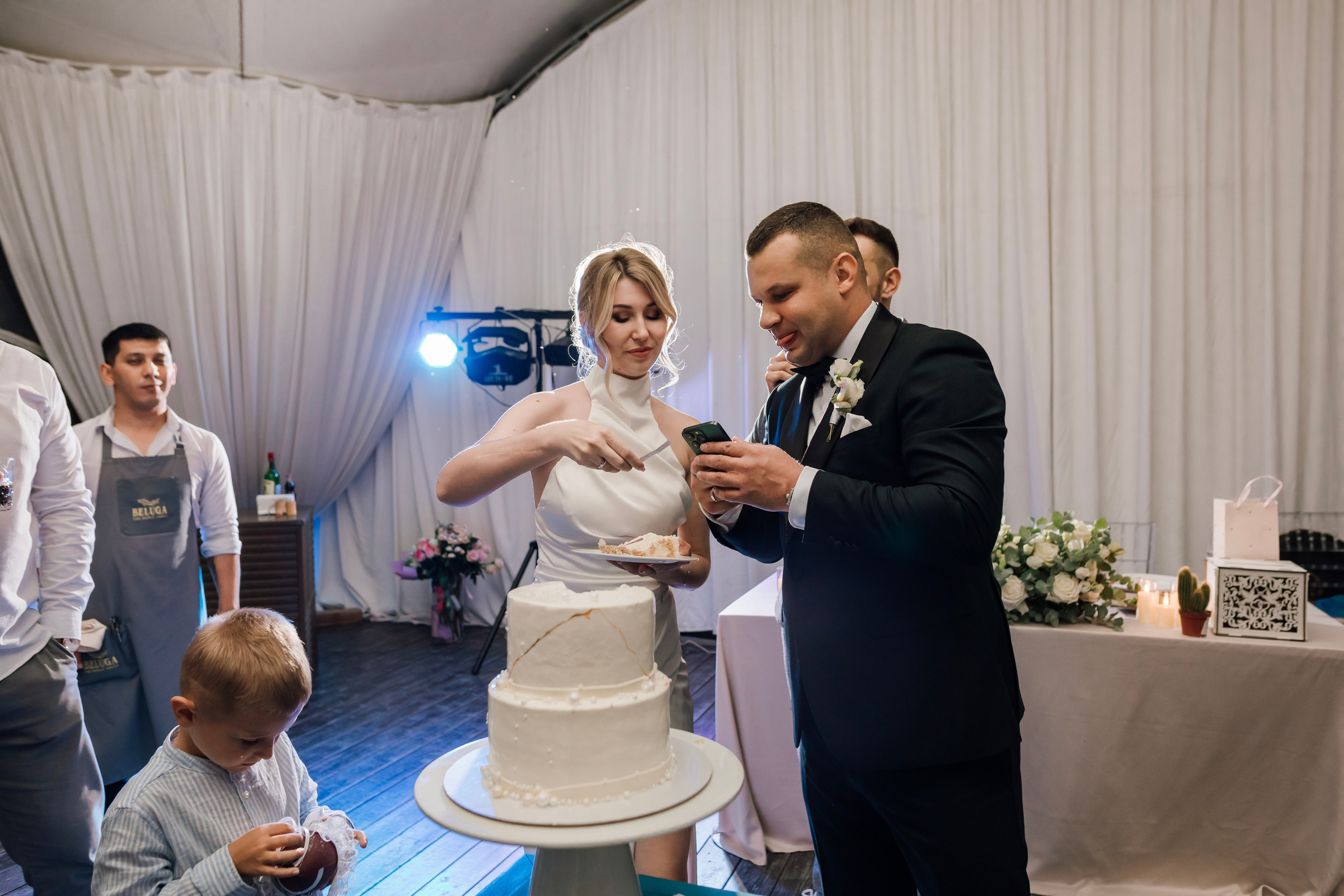 Ольга и Сергей. Свадьба в шатре. Свадебный и семейный фотограф в Москве Евгения Лисина