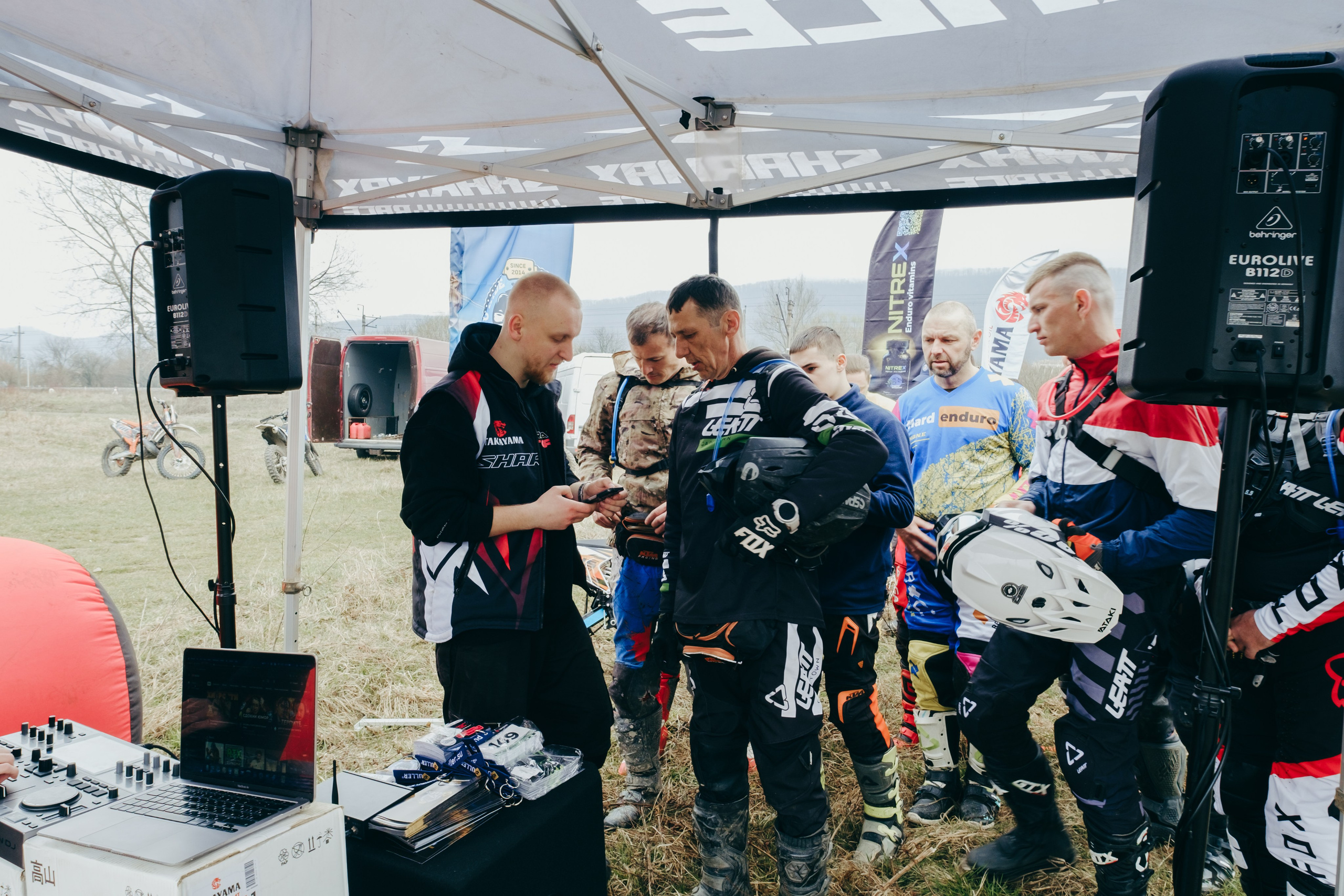 Эндуро Фест от Shamax Motors (Краснодар). Свадебный фотограф Денис Ожигин в Краснодаре и крае. Эмоциональная и стильная съемка вашего дня