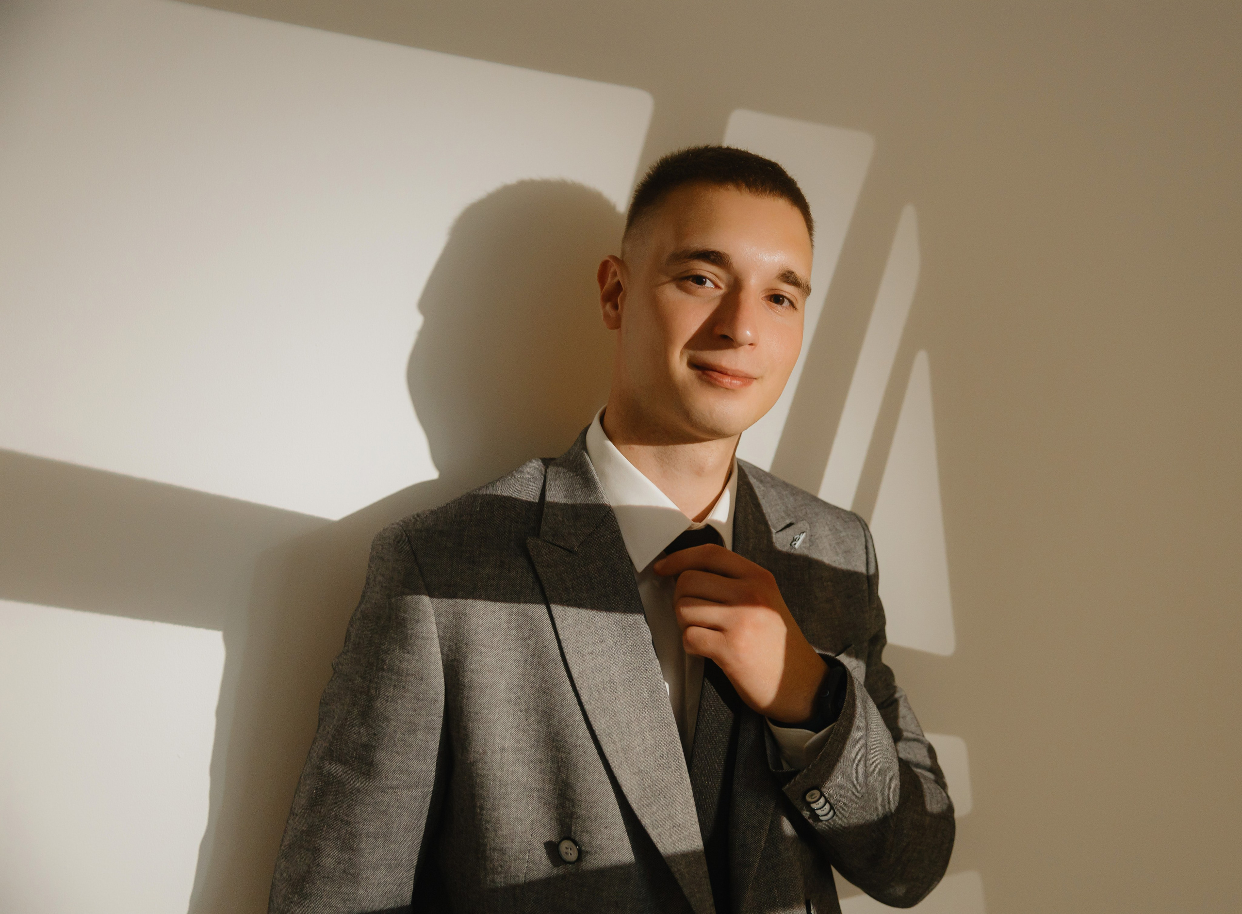 Максим и Карина. Фотограф Петров Александр Свадьбы, Съемка в студии, Выпускные альбомы г. Балашов