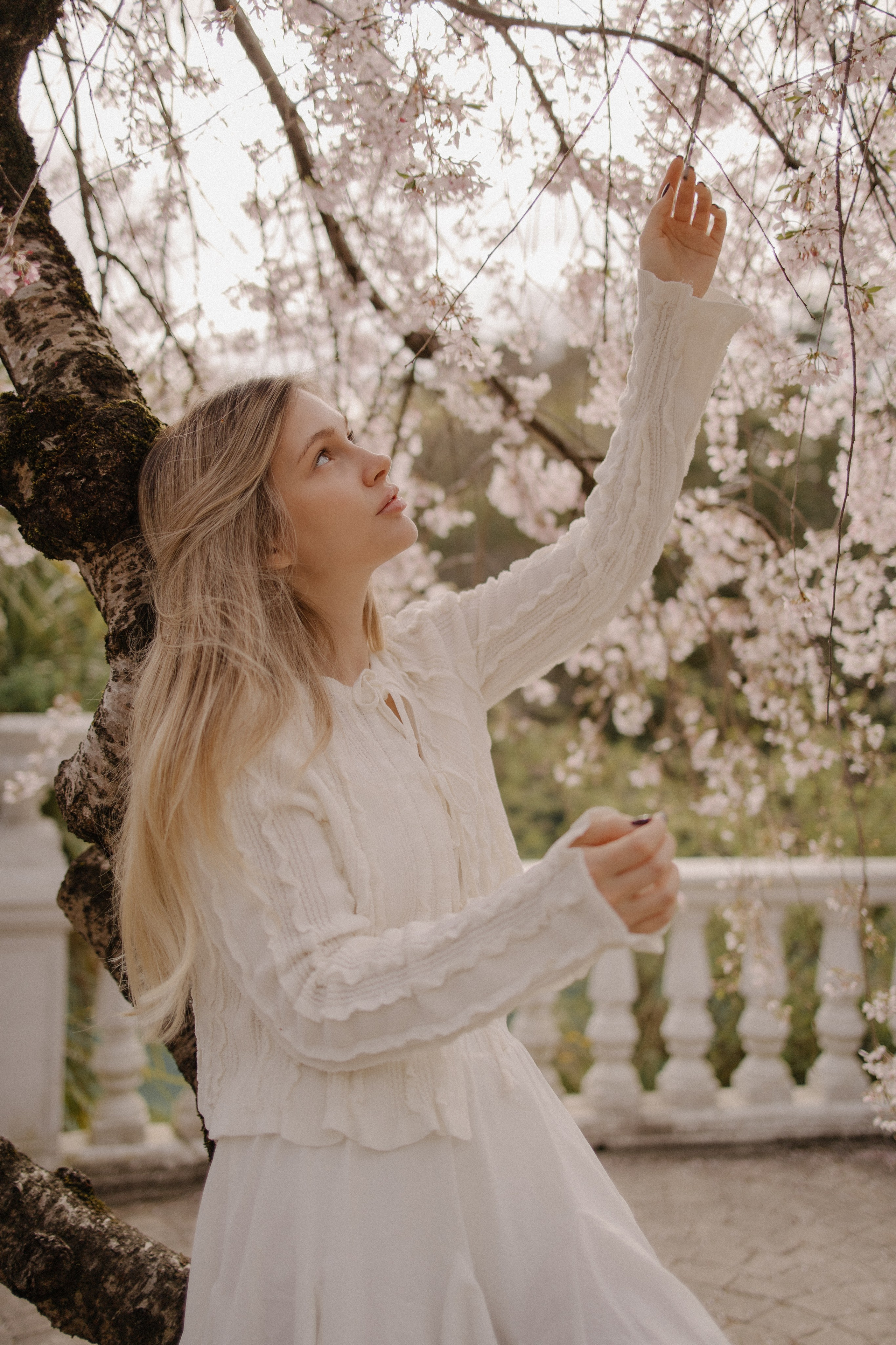 Света в сакуре. Фотограф Сочи Адлер Сириус Красная поляна Олеся Минив