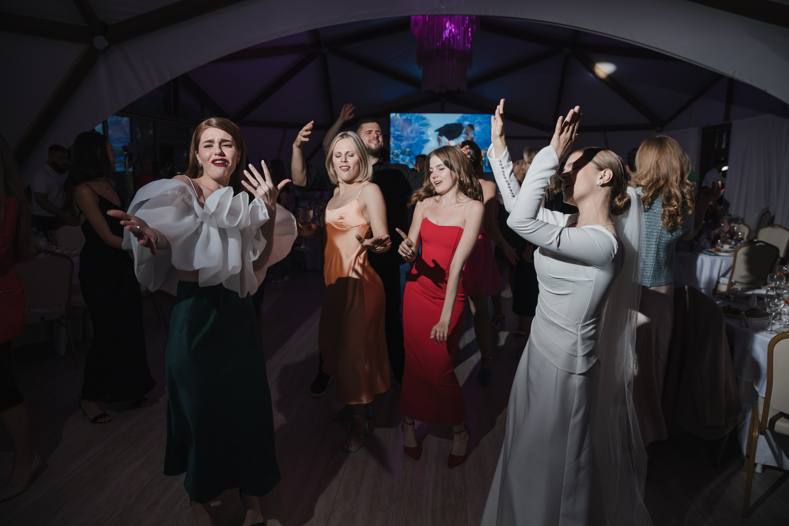 Свадьба с шикарным декором. Свадебный фотограф Элина Чу, Элиста Калмыкия