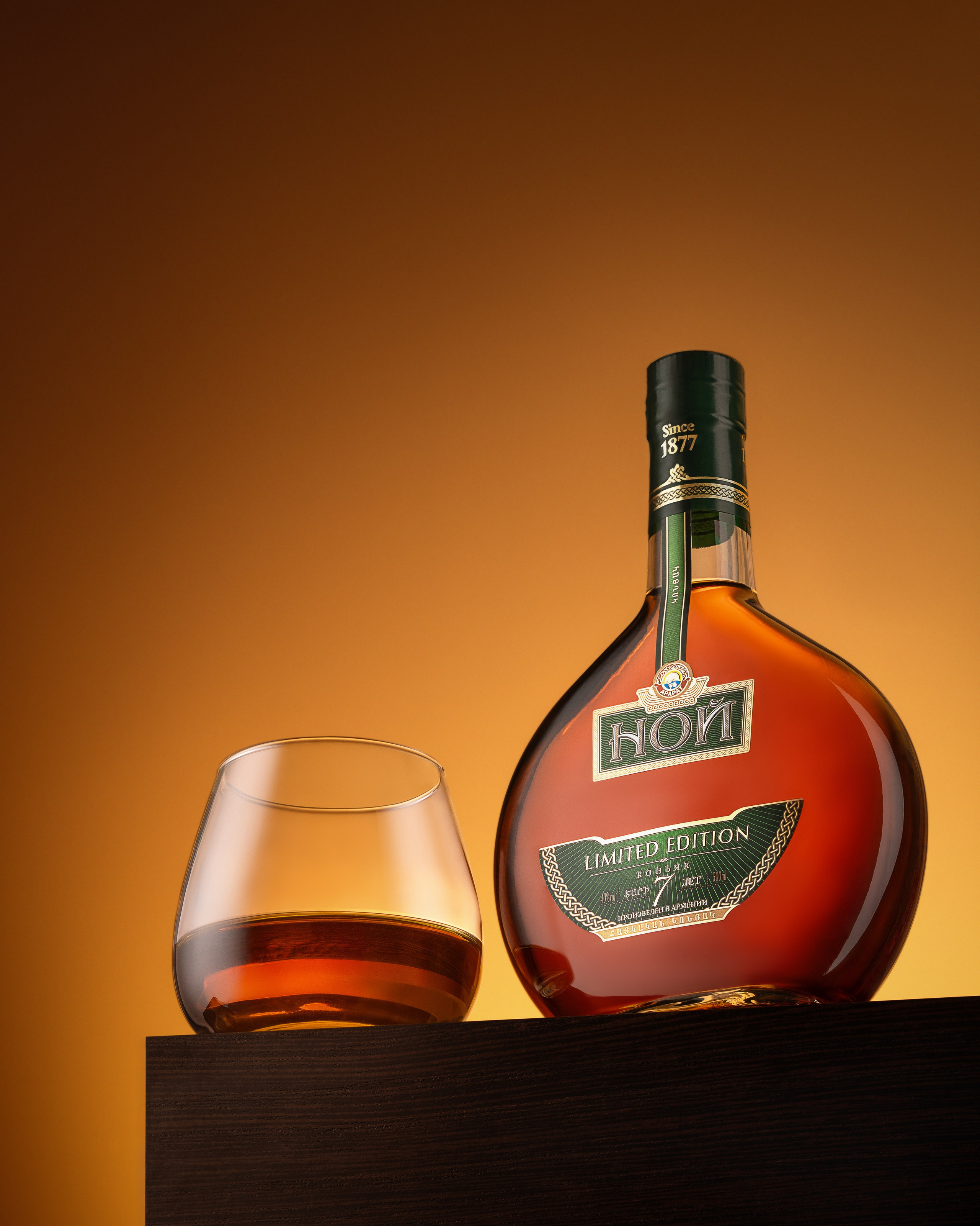 Стекло, бутылки, банки. Фудфотограф и предметный фотограф в Нижнем Новгороде Надежда Серова