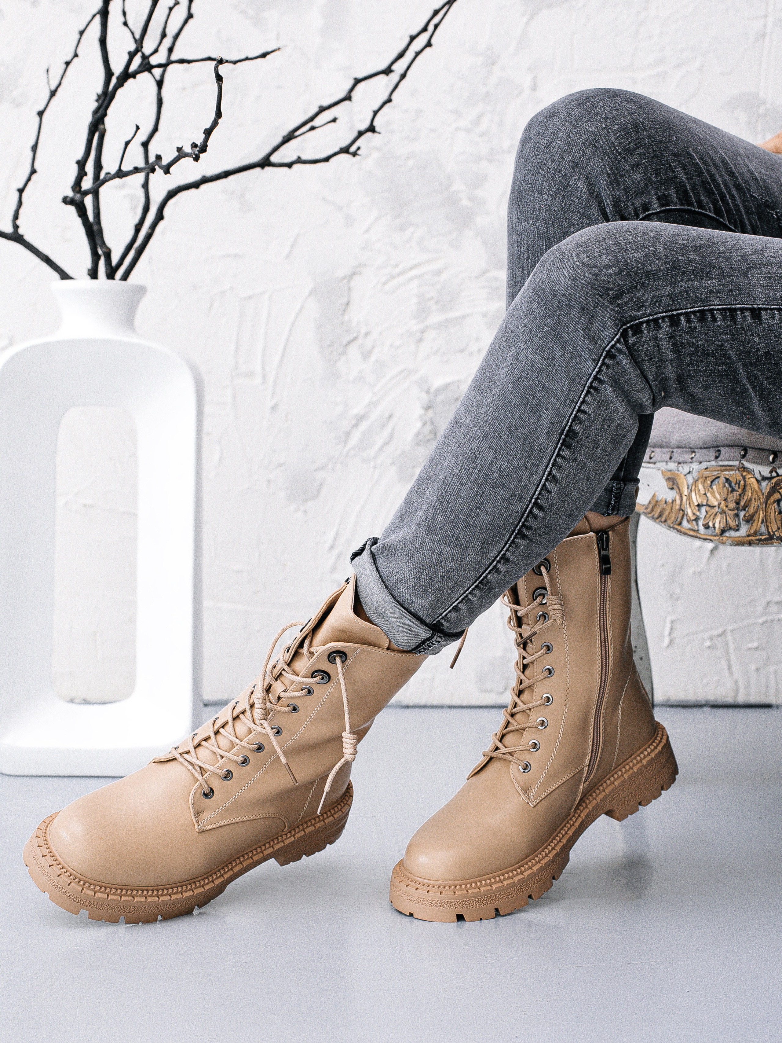 Съемка обуви для Wildberries. Фотограф в Ростове-на-Дону Екатерина Романова