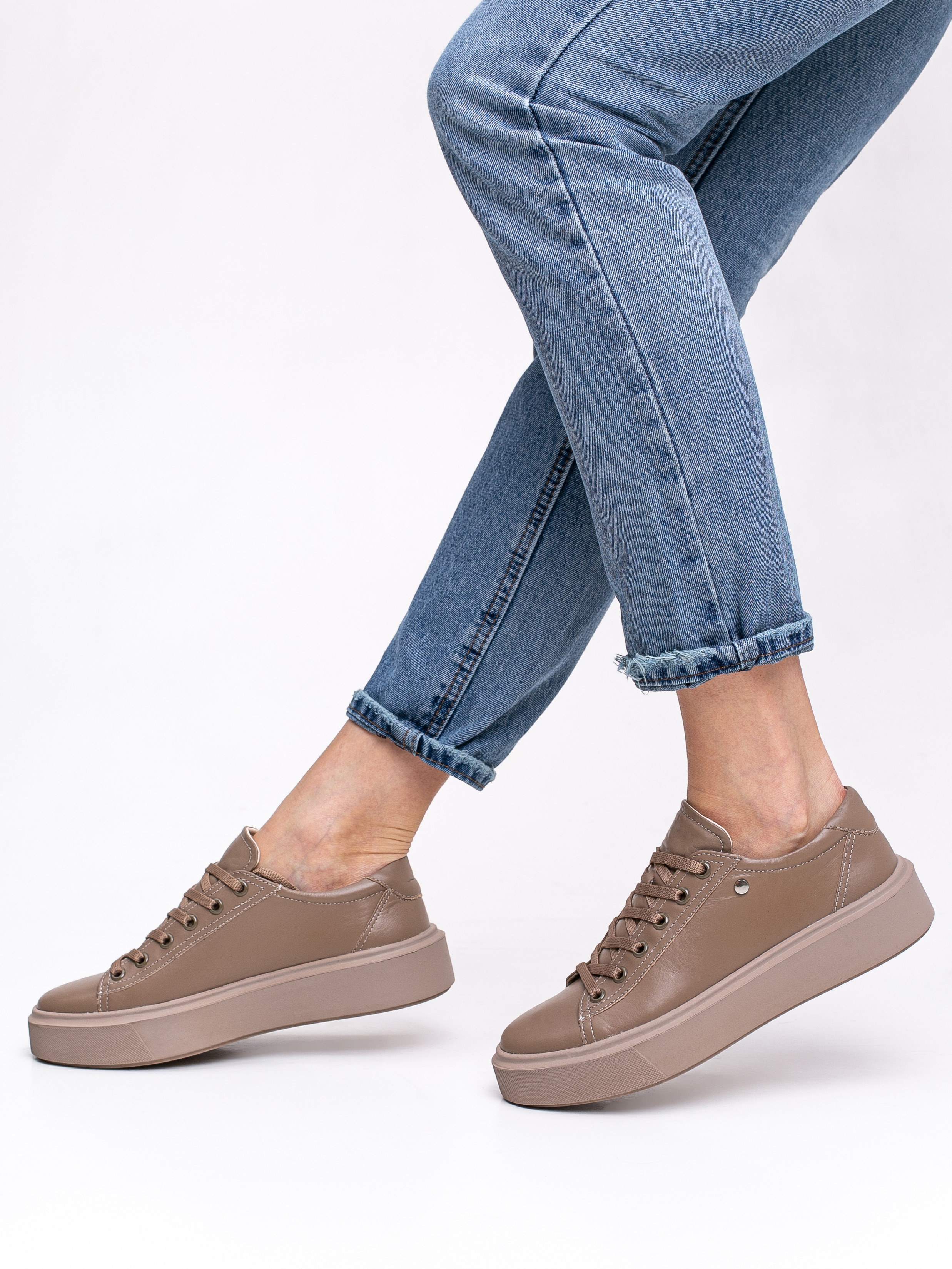 Съемка обуви для Wildberries. Фотограф в Ростове-на-Дону Екатерина Романова