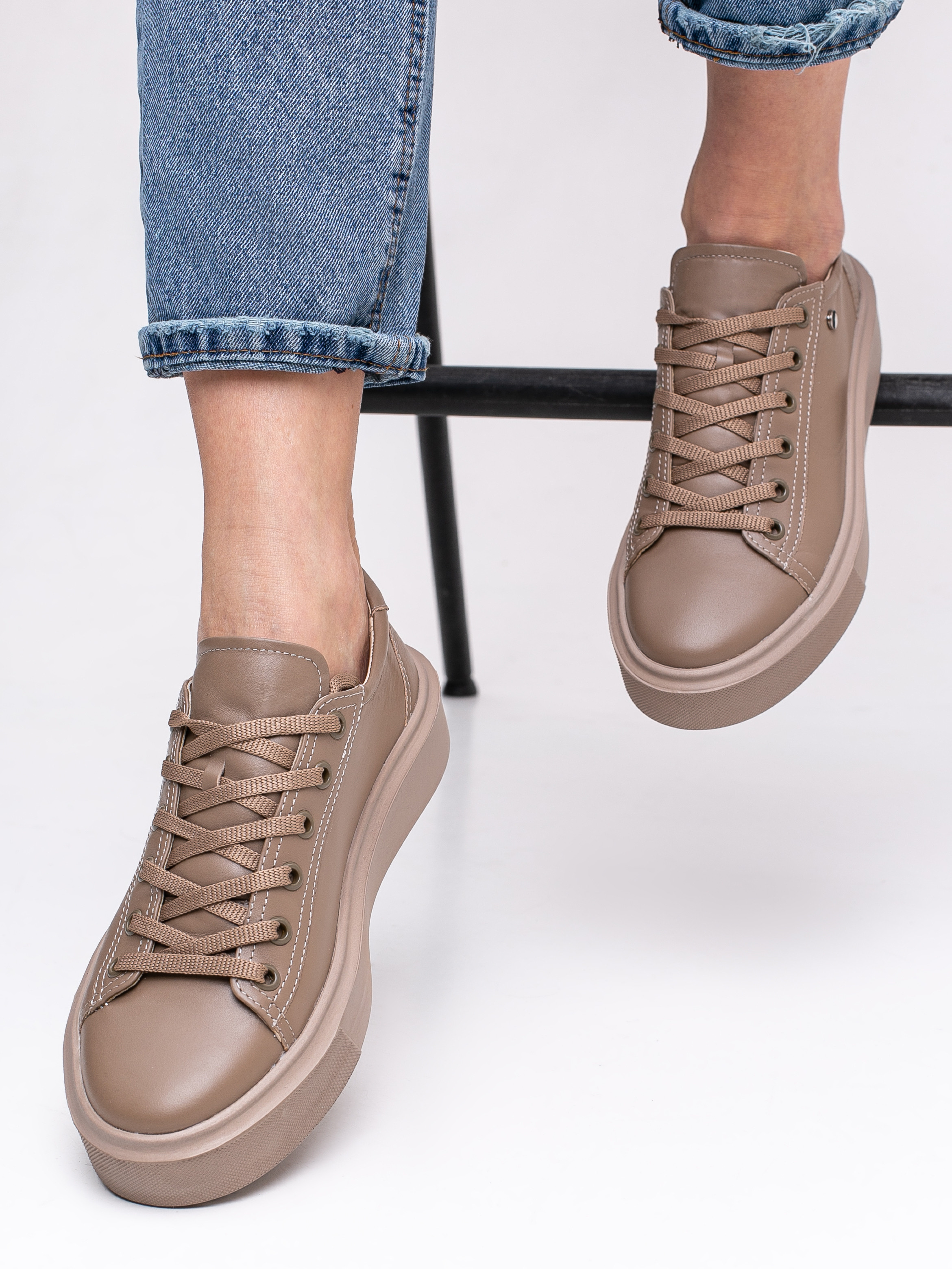 Съемка обуви для Wildberries. Фотограф в Ростове-на-Дону Екатерина Романова