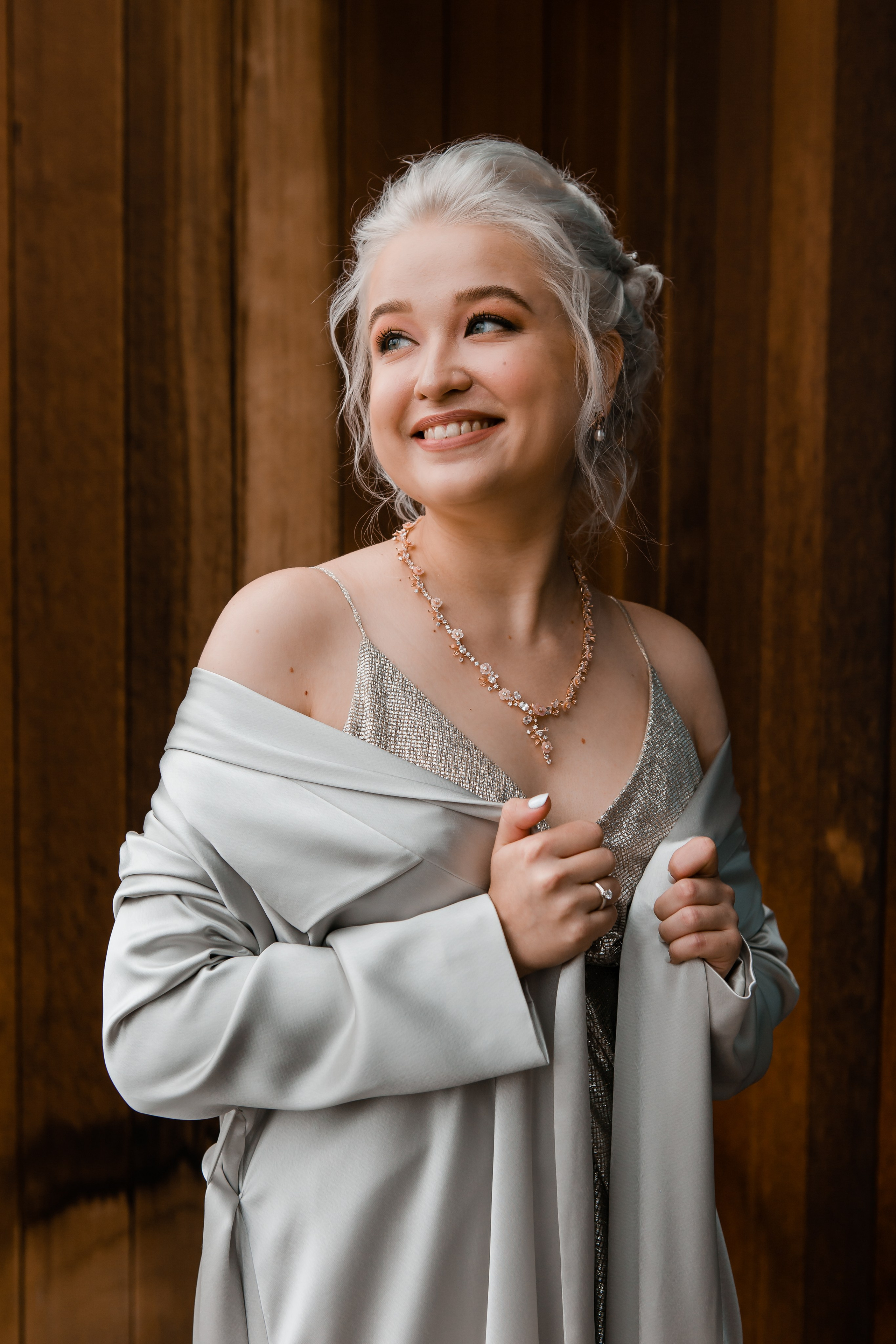 Александр и Ольга. Видеосъемка и фотосъемка свадеб. Фотограф и оператор на свадьбу. Видеосъемка подкастов, собственная видео-фотостудии. Предметная фотосъемка