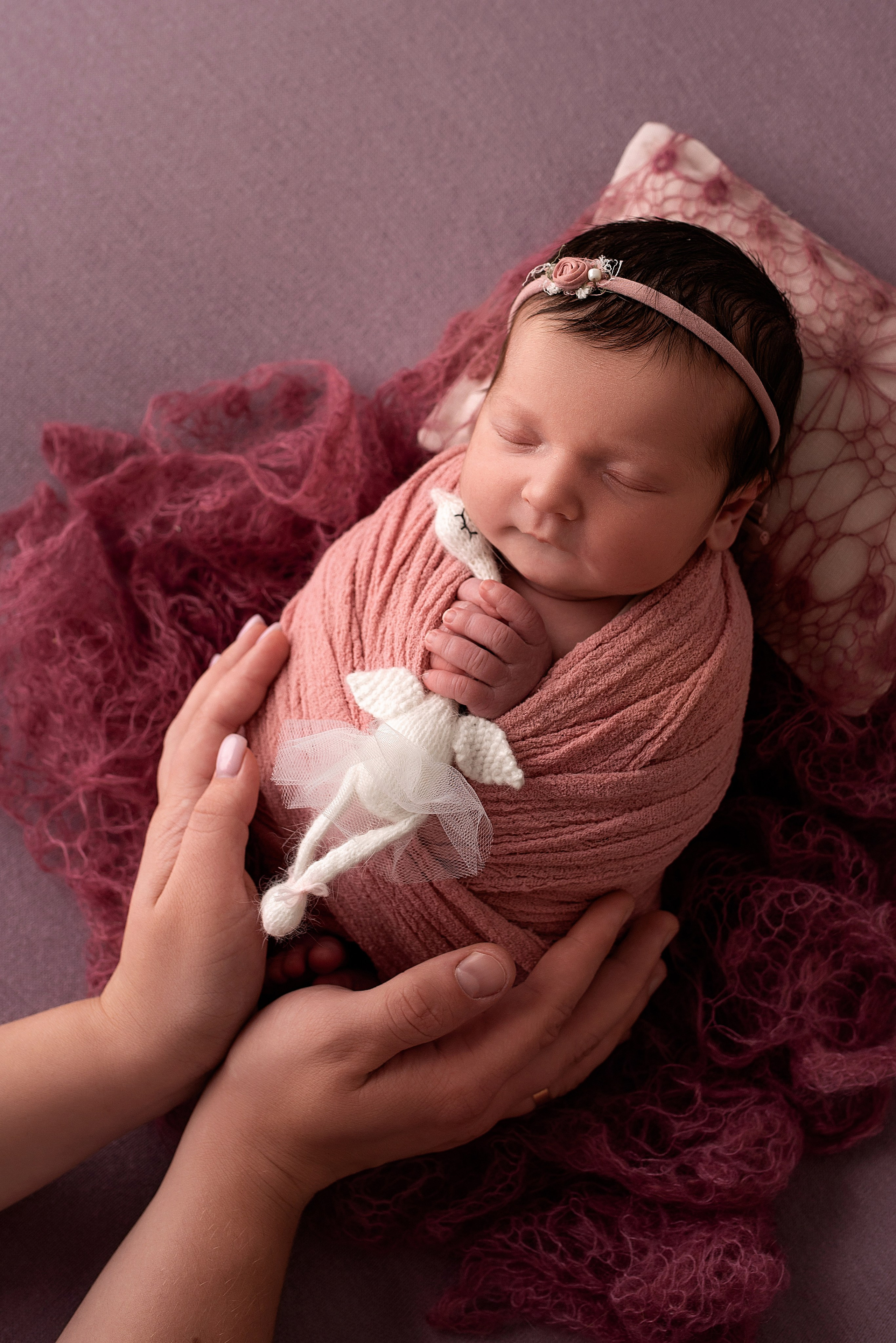 Новорождённые (в обмотках). Детский фотограф новорождённых в Минске Боровик Екатерина