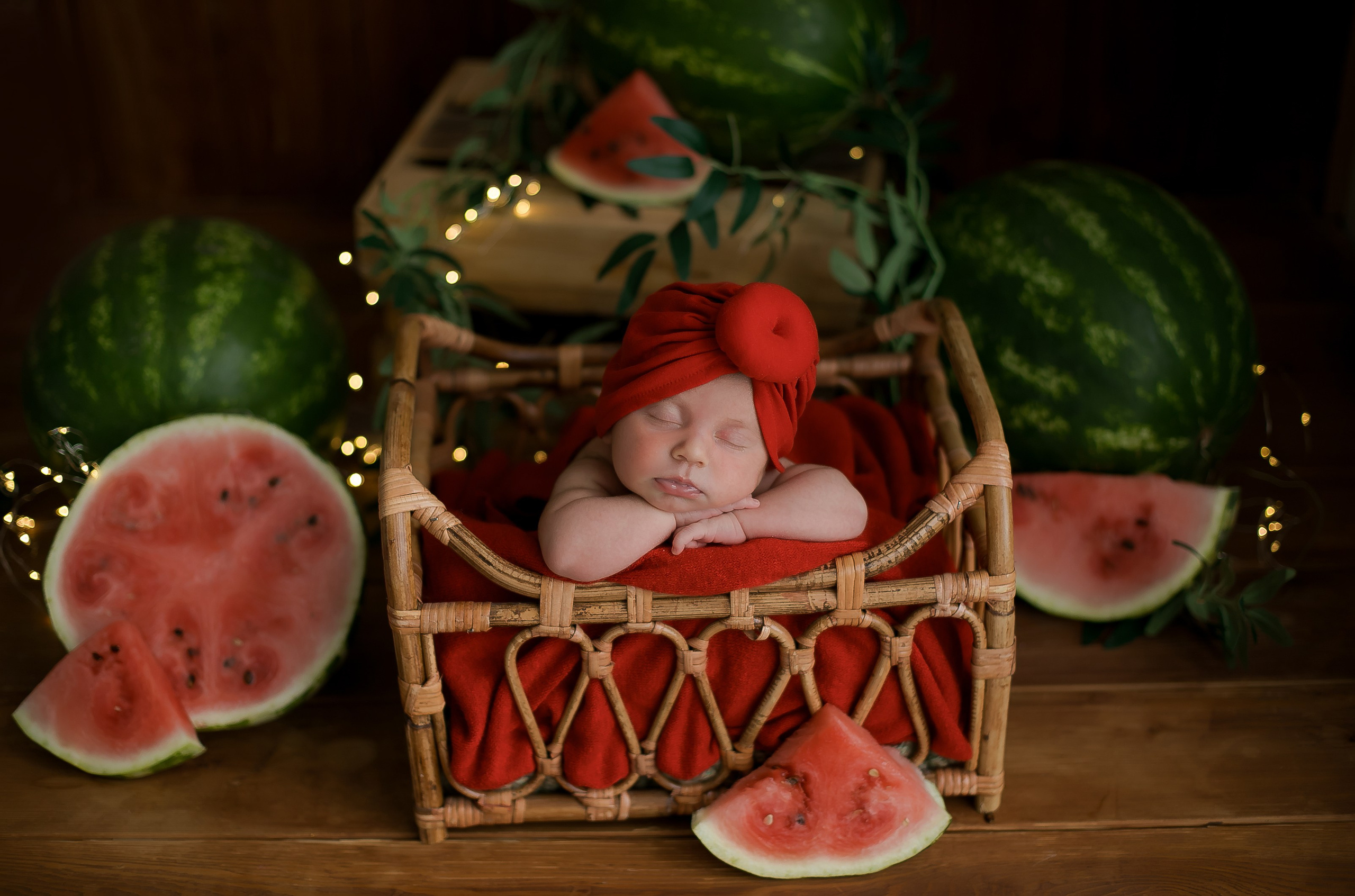 Newborn девочки. Главная