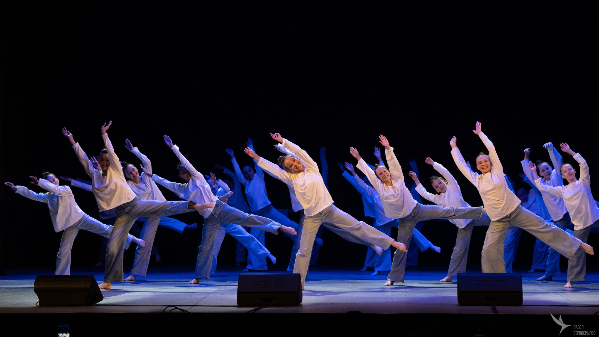 Сольный концерт хореографического ансамбля Аллегро «Сквозь тернии к звездам». Репортажный фотограф в Казани Павел Серпокрылов