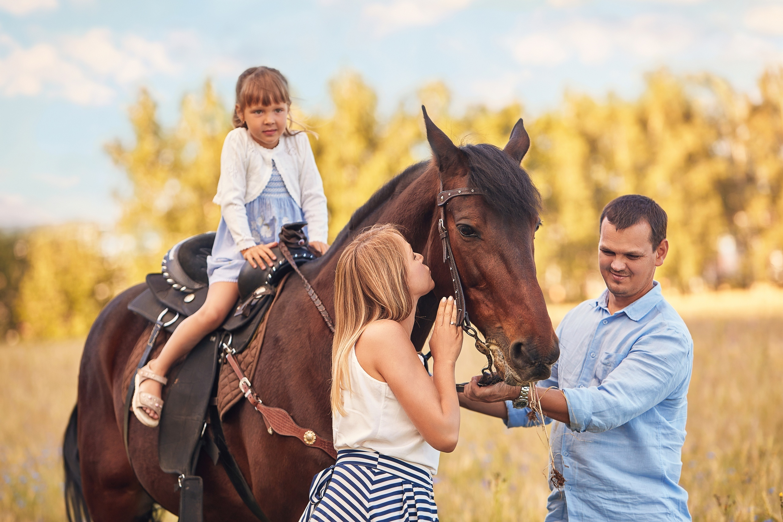 Съемка семей на улице в Нижнем Новгороде и в Сартаково. Детский и семейный фотограф в Нижнем Новгороде Мячикова Наталья