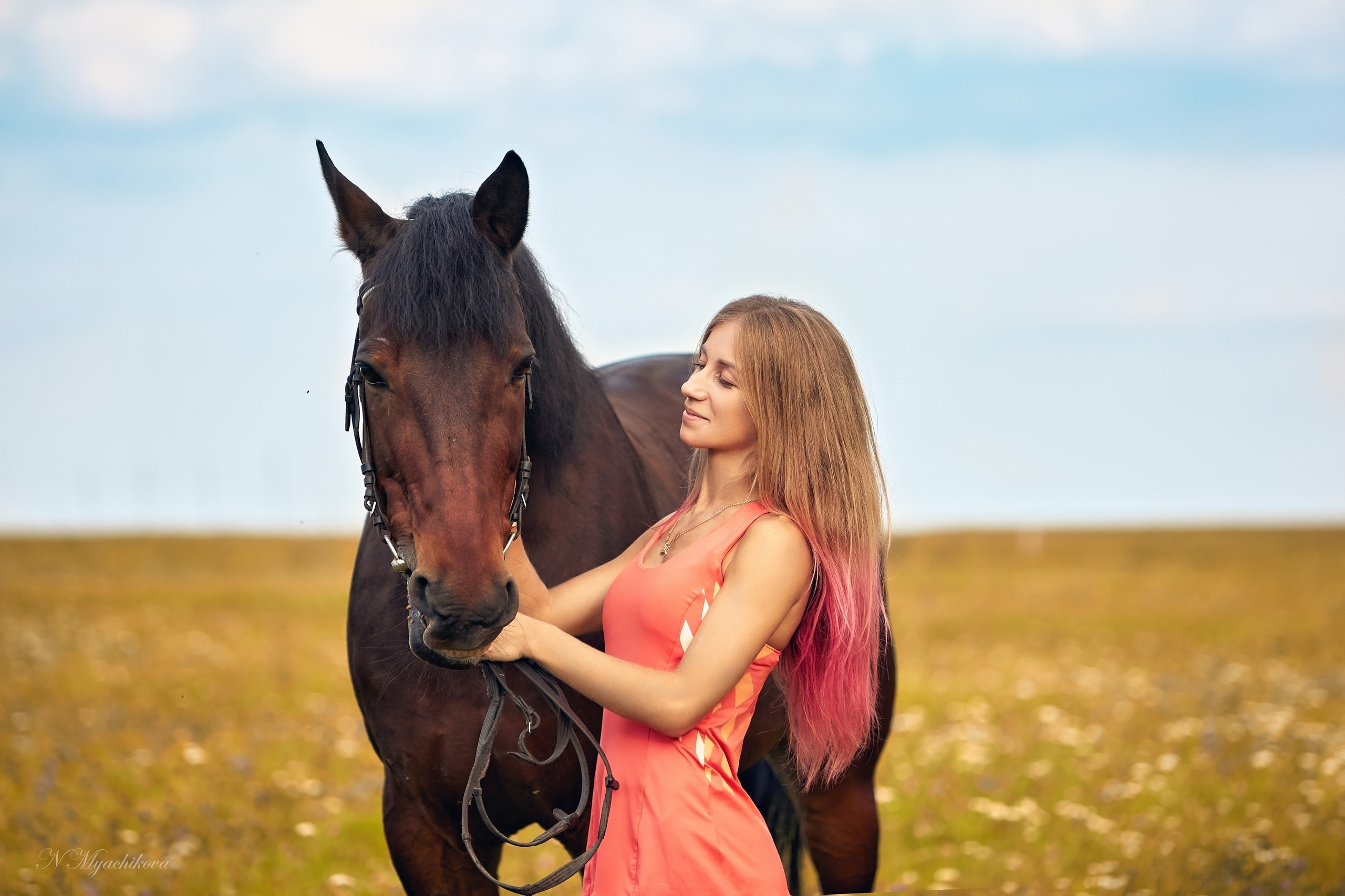 Фотосессия с конем в Нижегородской области, в Новинках. Детский и семейный фотограф в Нижнем Новгороде Мячикова Наталья