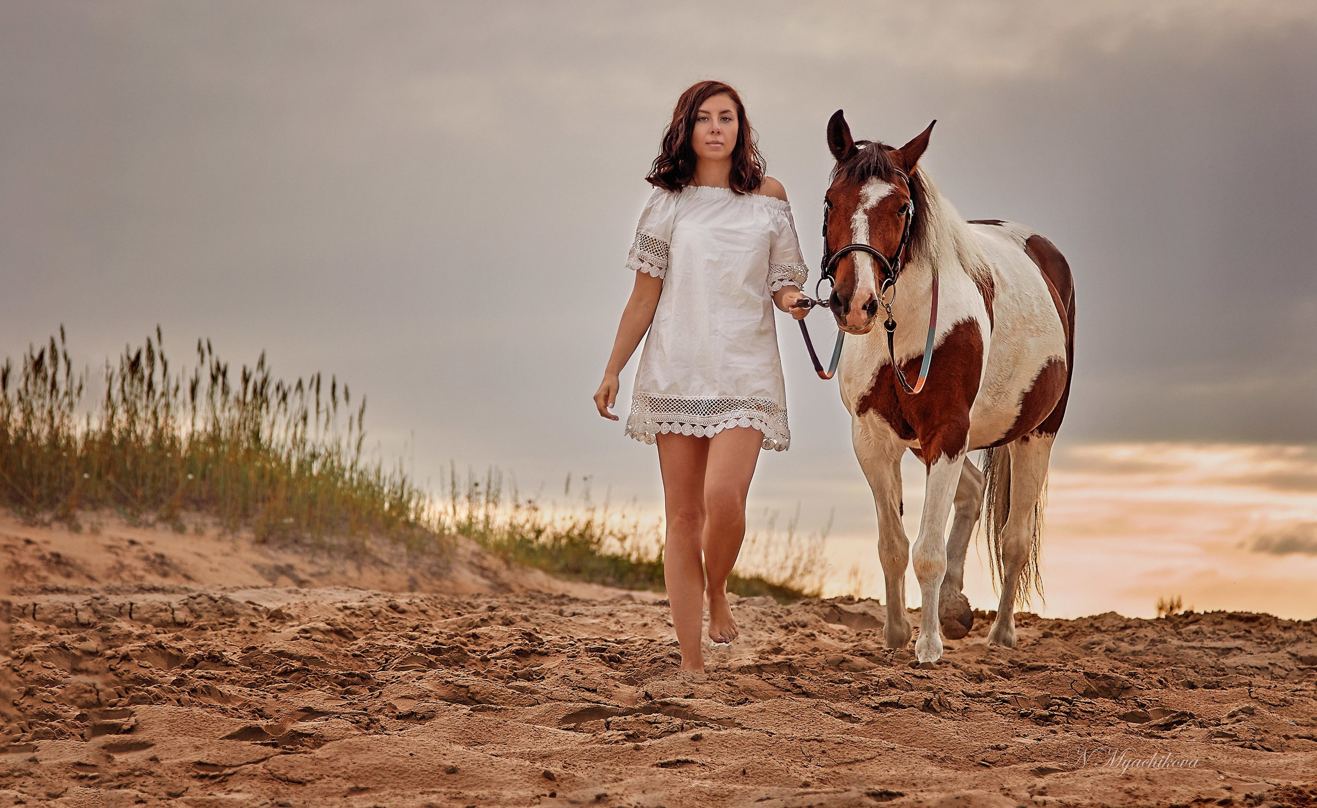 Фотосессия с конем в Нижегородской области, в Новинках. Детский и семейный фотограф в Нижнем Новгороде Мячикова Наталья