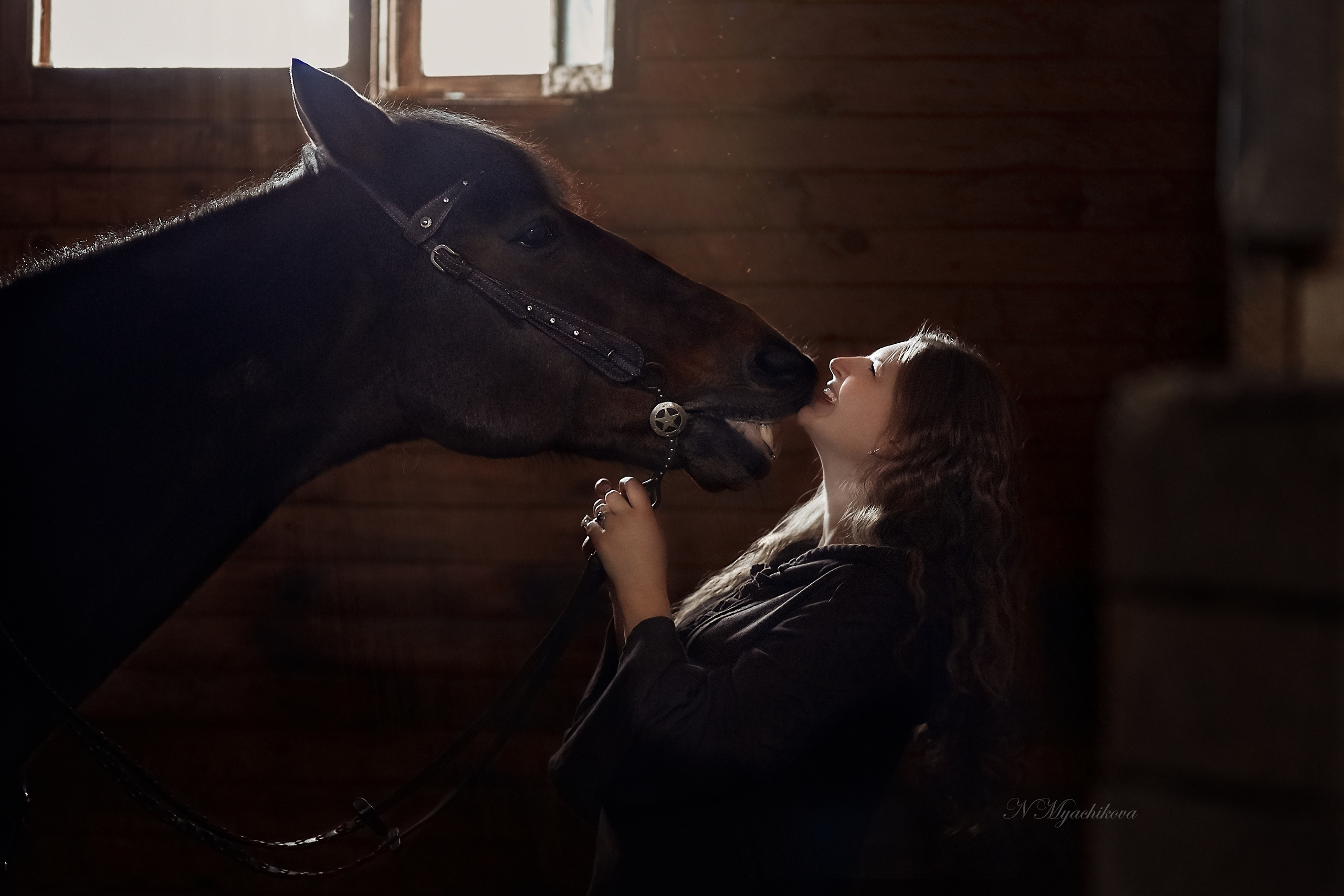 Фотосессия с конем в Нижегородской области, в Новинках. Детский и семейный фотограф в Нижнем Новгороде Мячикова Наталья