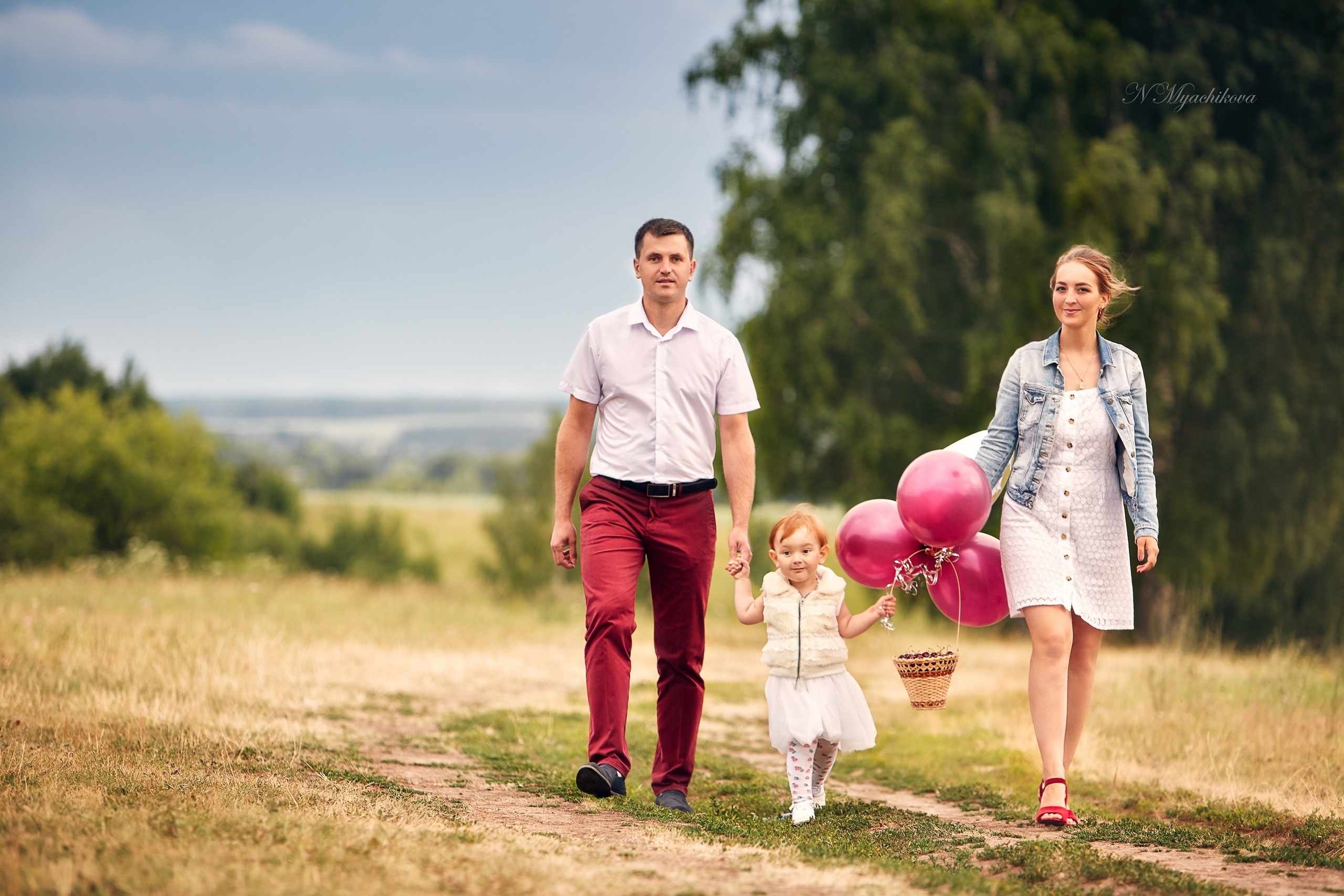 Съемка семей на улице в Нижнем Новгороде и в Сартаково. Детский и семейный фотограф в Нижнем Новгороде Мячикова Наталья