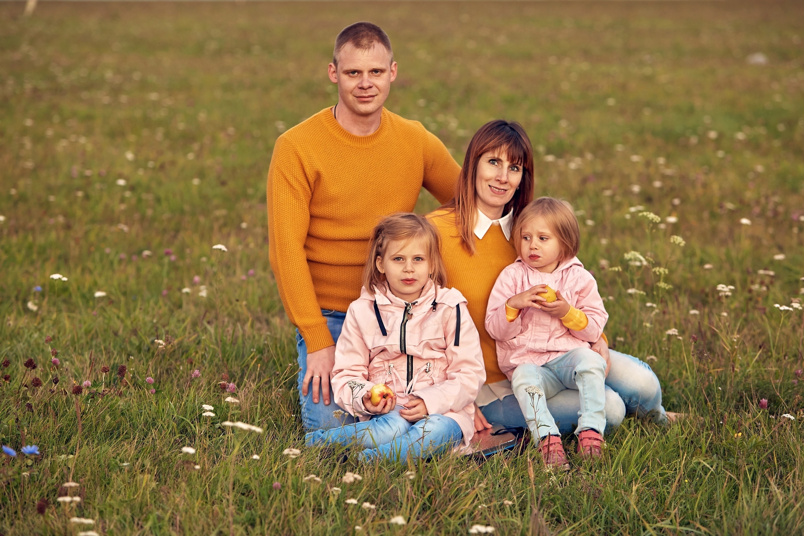 Съемка семей на улице в Нижнем Новгороде и в Сартаково. Детский и семейный фотограф в Нижнем Новгороде Мячикова Наталья