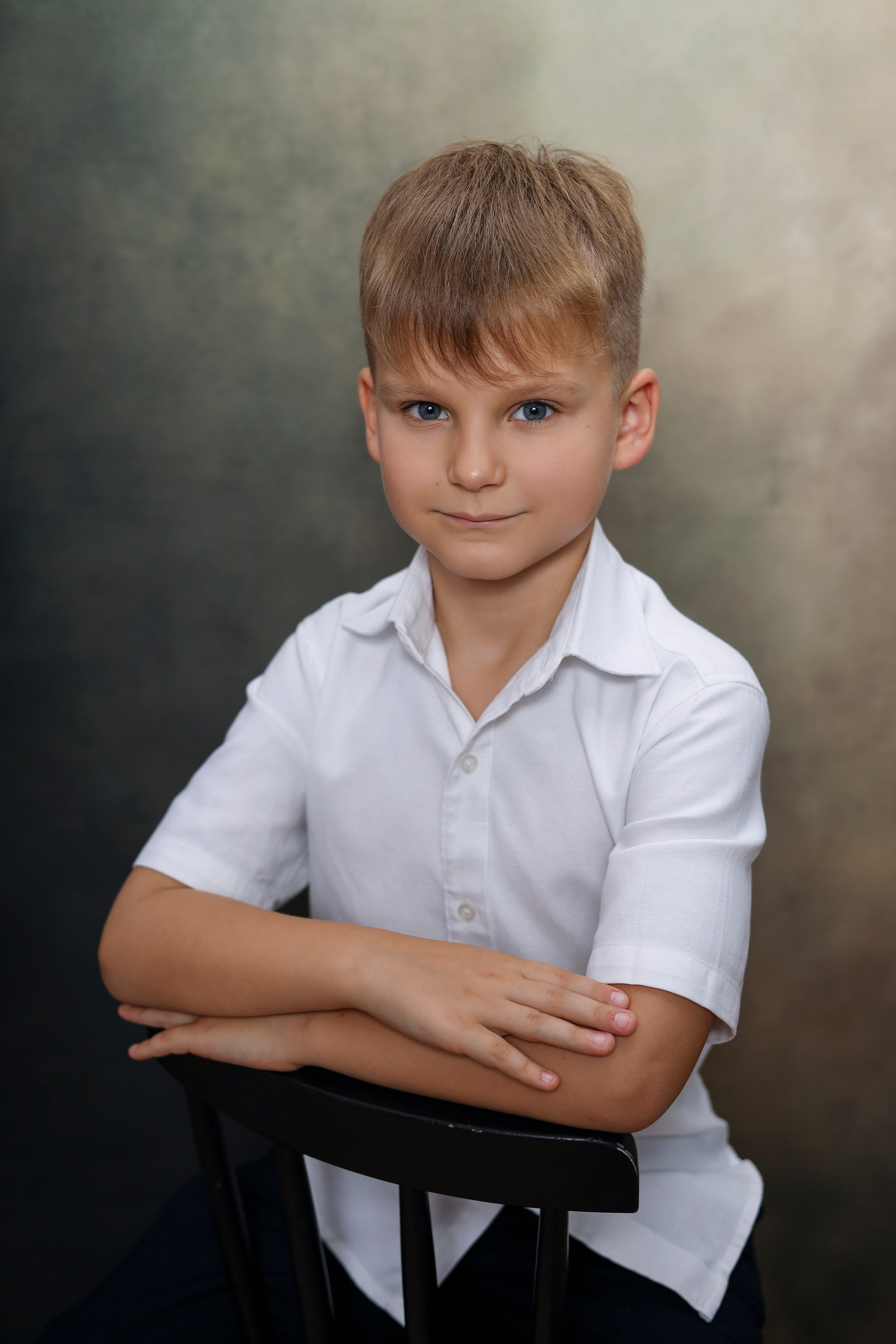 Фон Хит. Фотостудия «Стремянка».Фотосессии в детских садах и школах