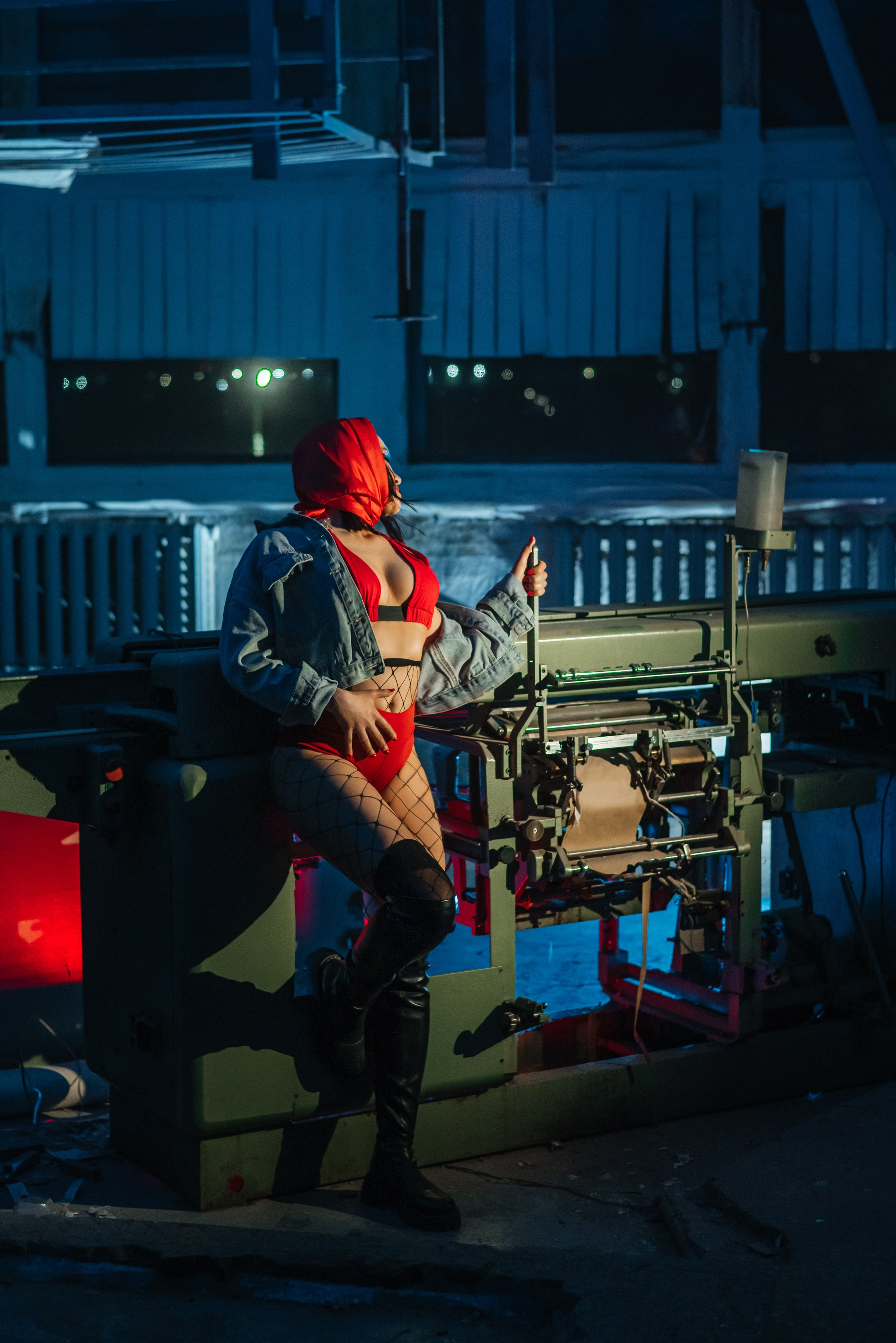 «станочница Зинаида» ночная смена. Belichev45foto.ru